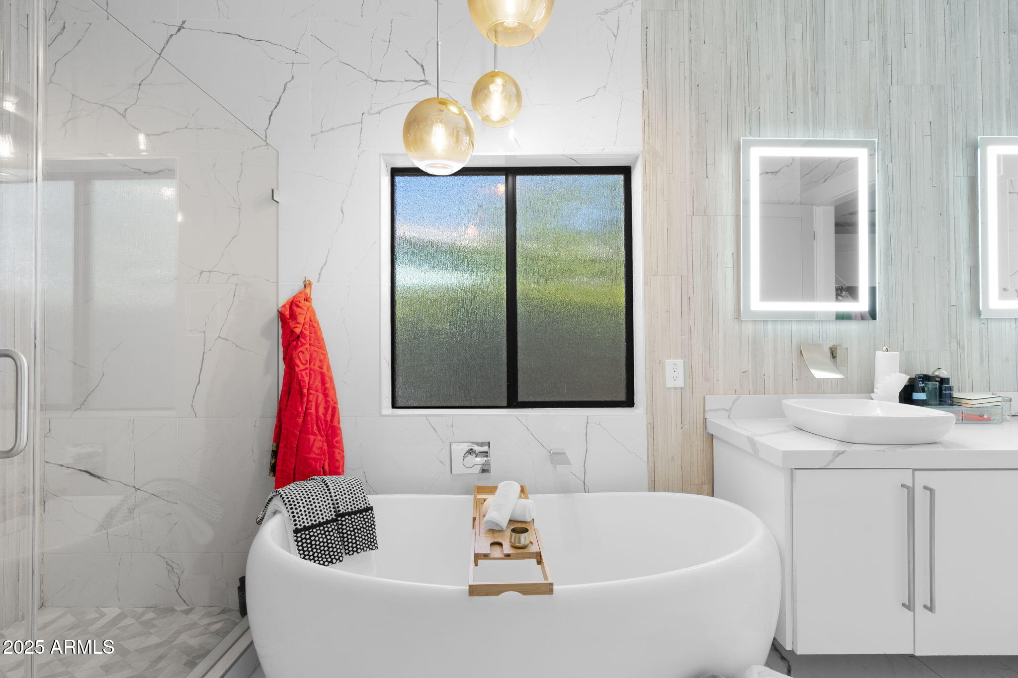 1807 E CAMPBELL Avenue