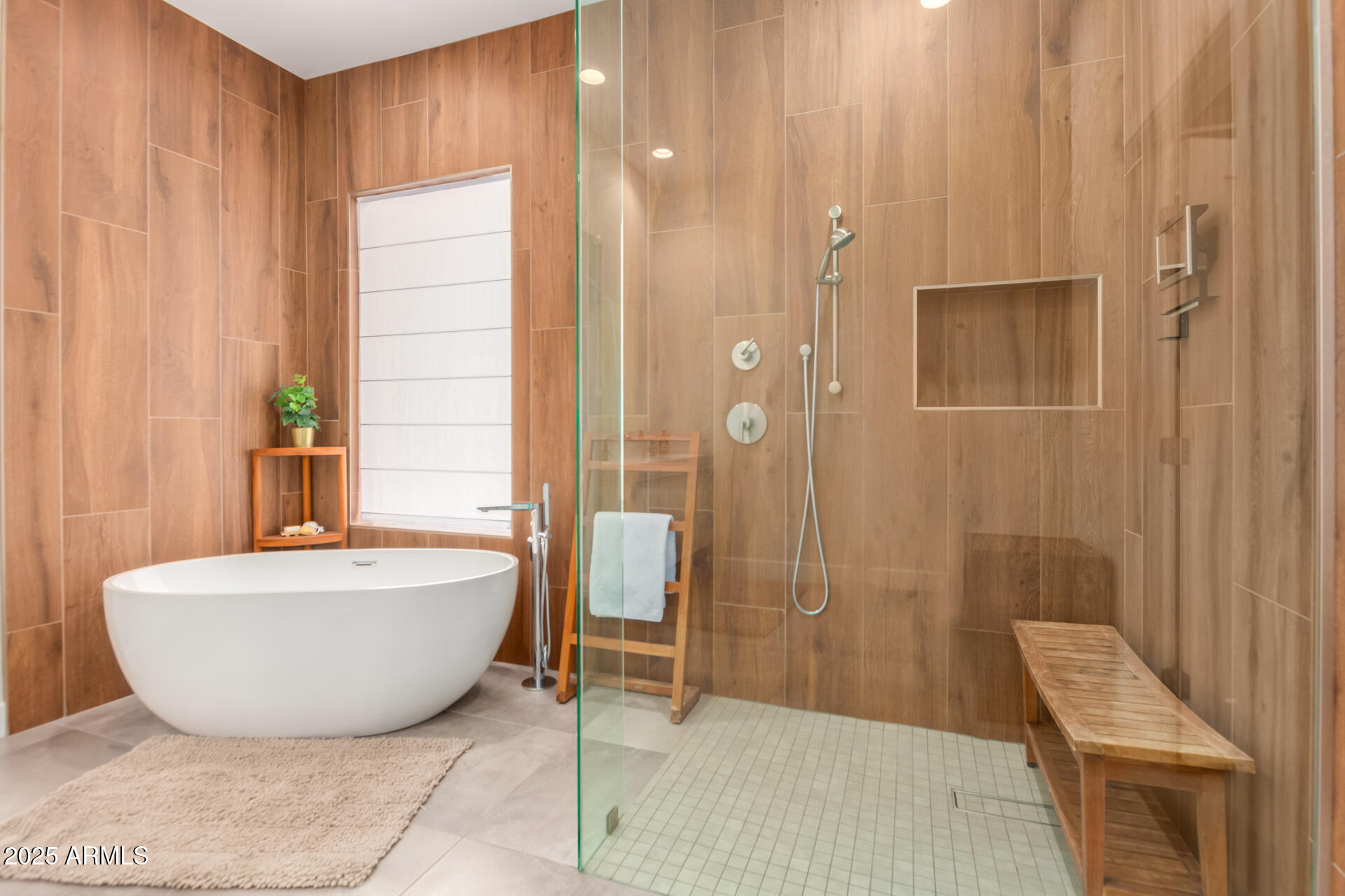 5129 E PRESIDIO Road