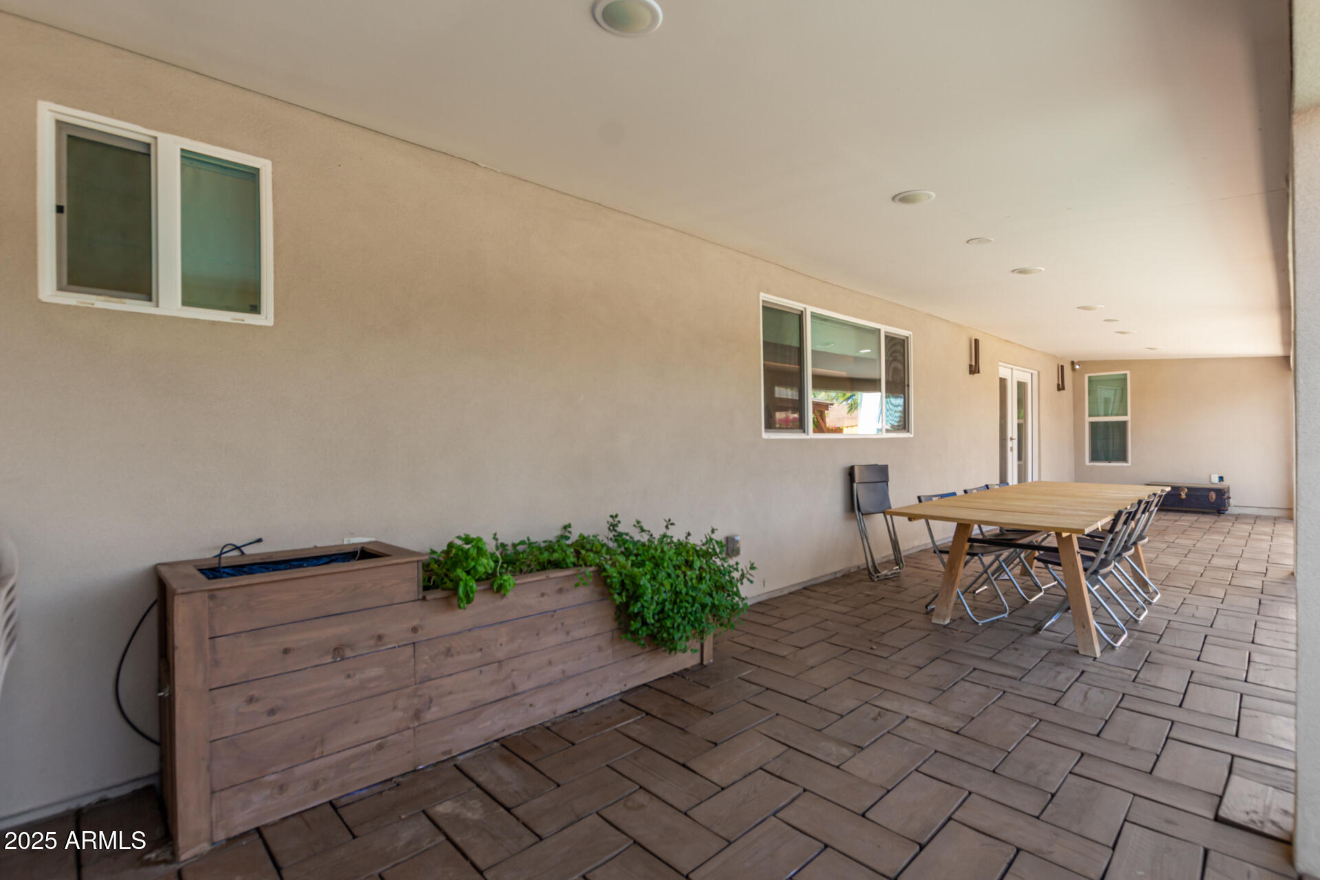 5129 E PRESIDIO Road