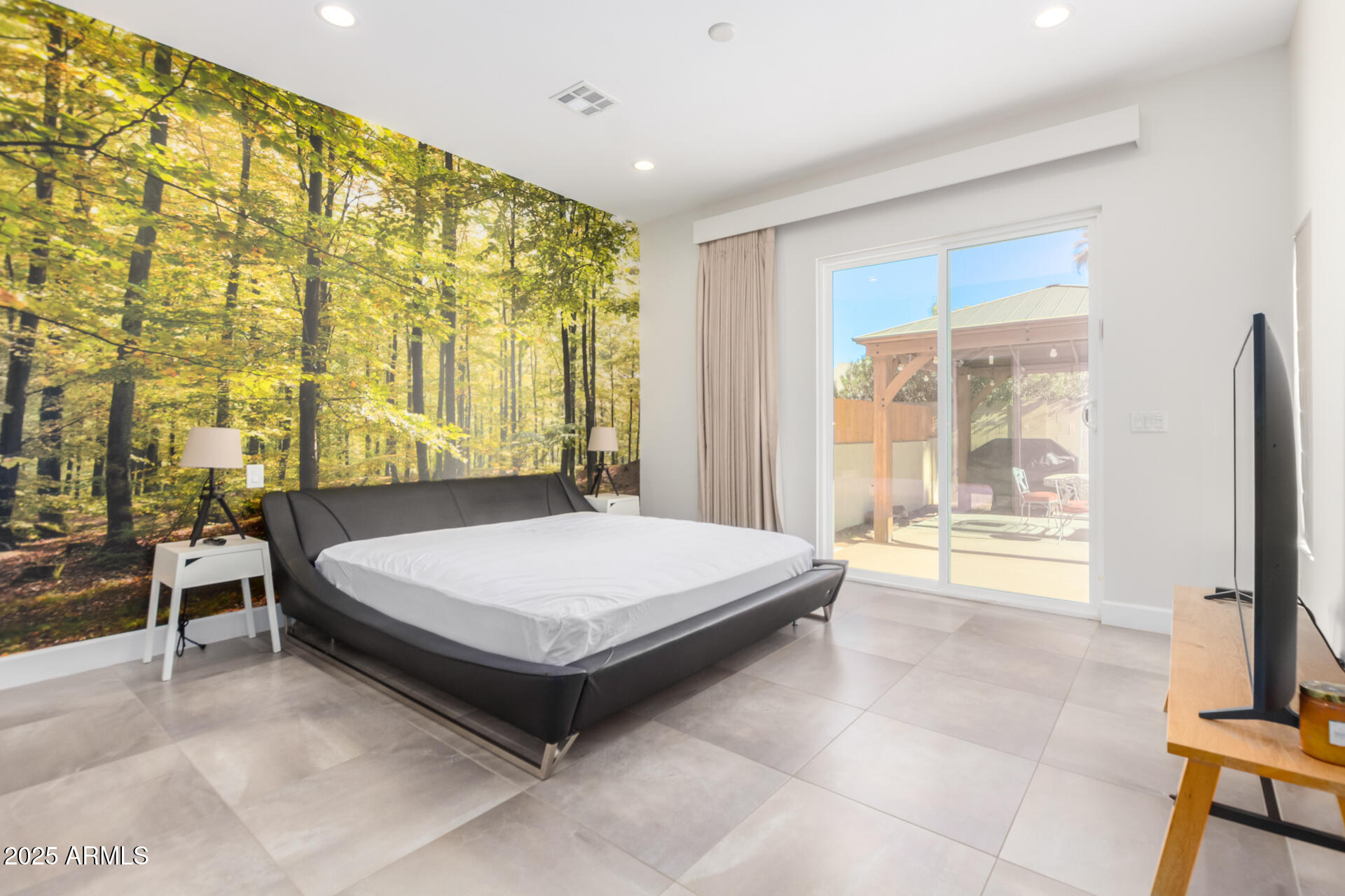 5129 E PRESIDIO Road