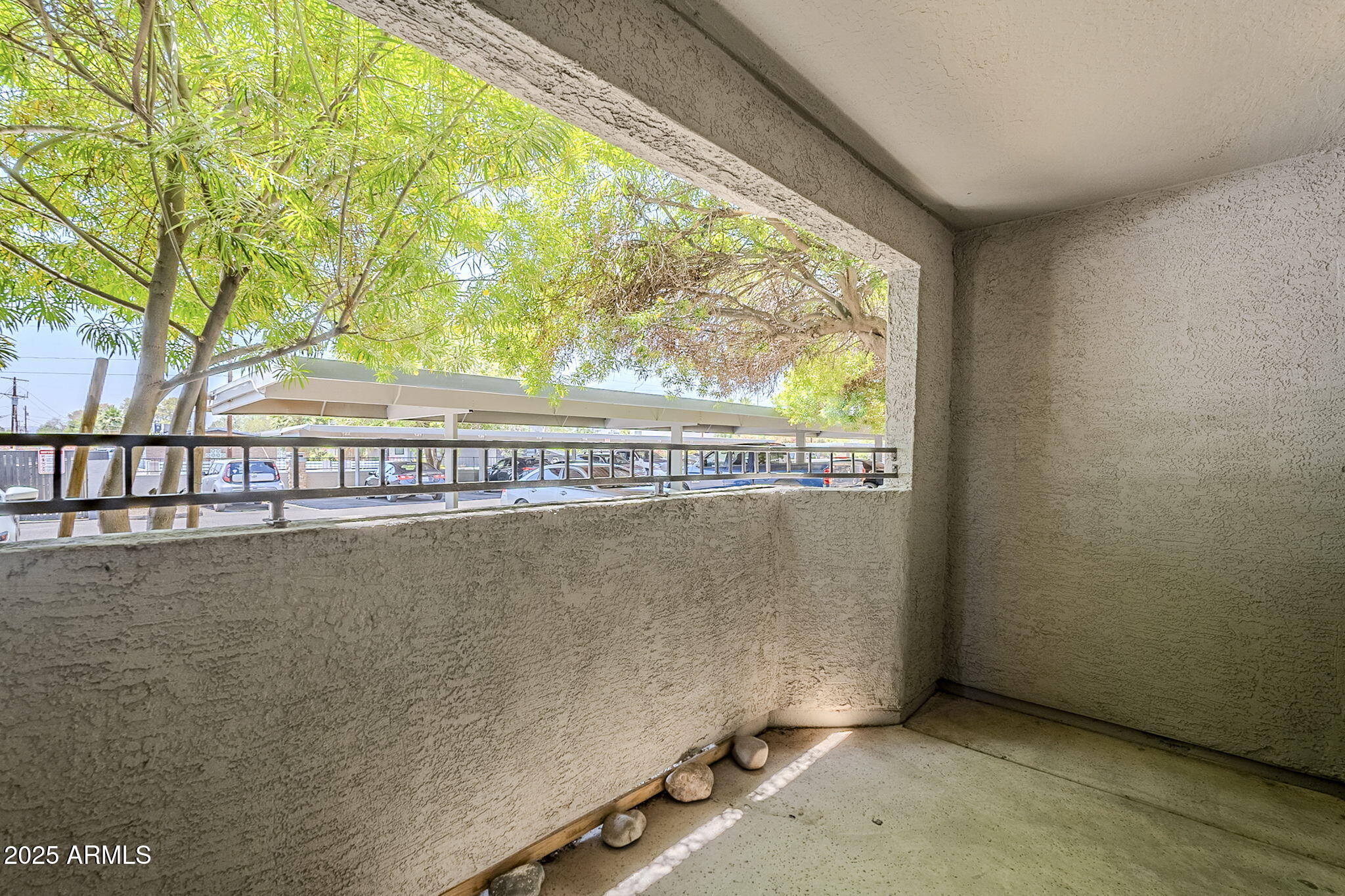 2025 E CAMPBELL Avenue, 143