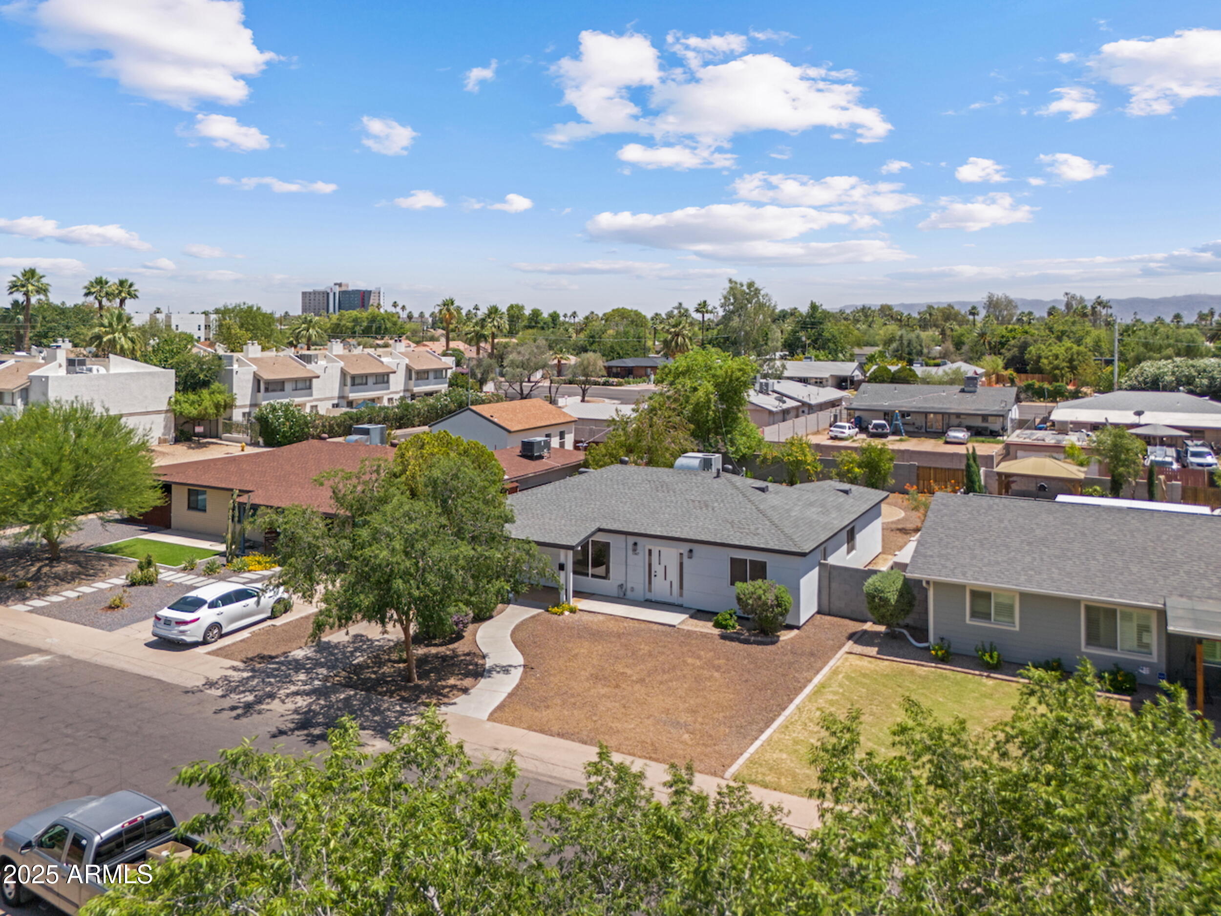 1367 E MITCHELL Drive
