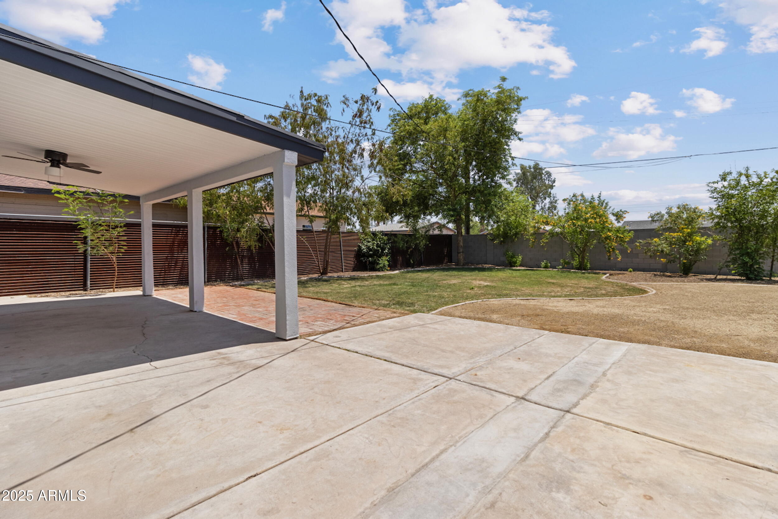 1367 E MITCHELL Drive