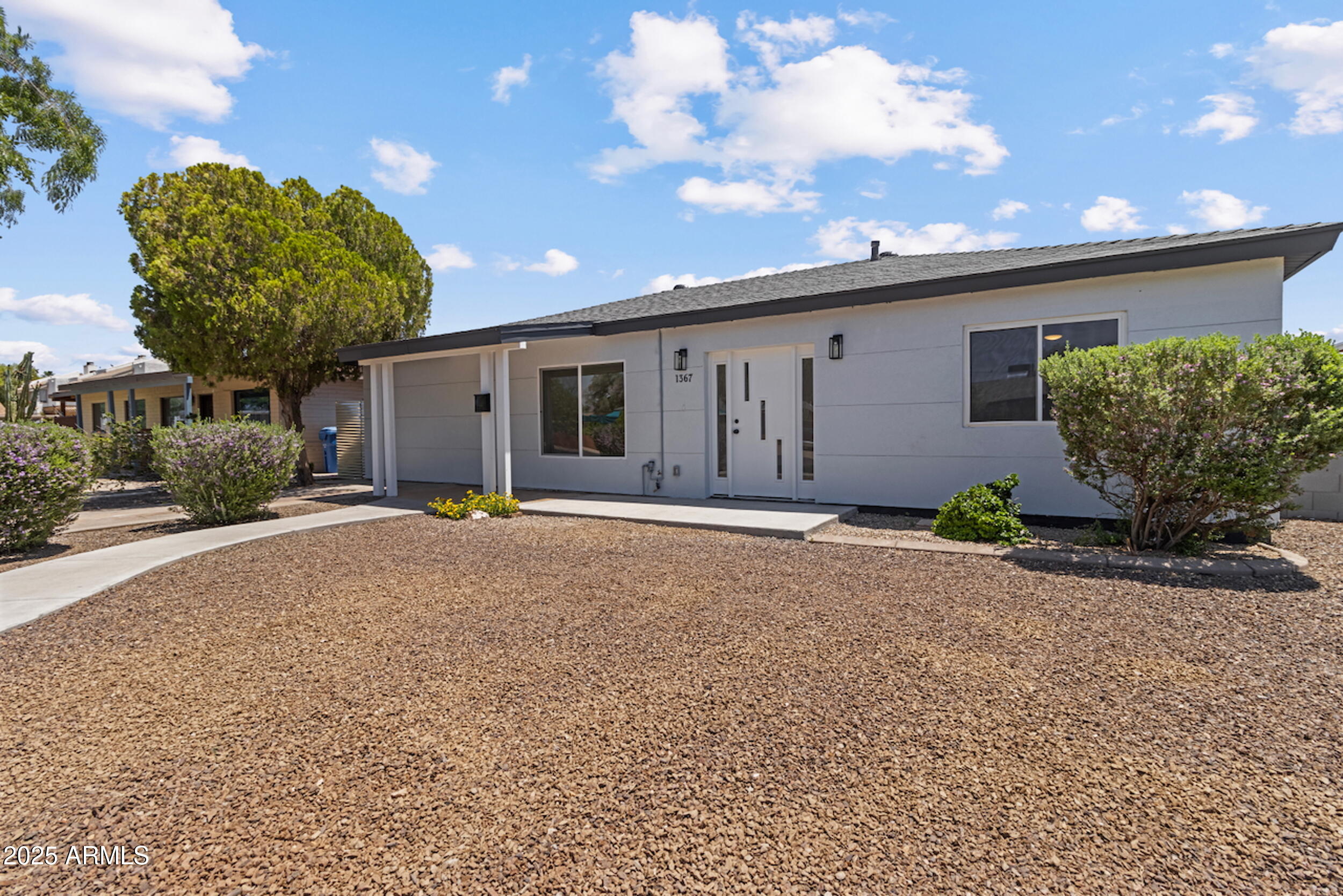 1367 E MITCHELL Drive