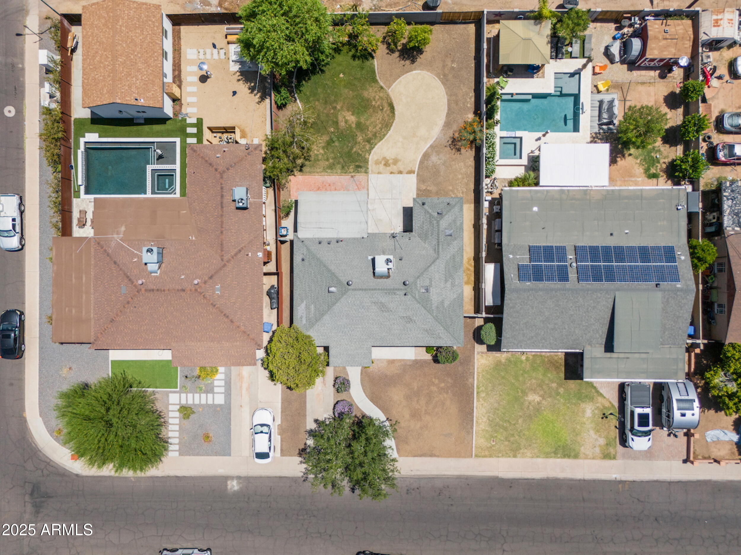 1367 E MITCHELL Drive