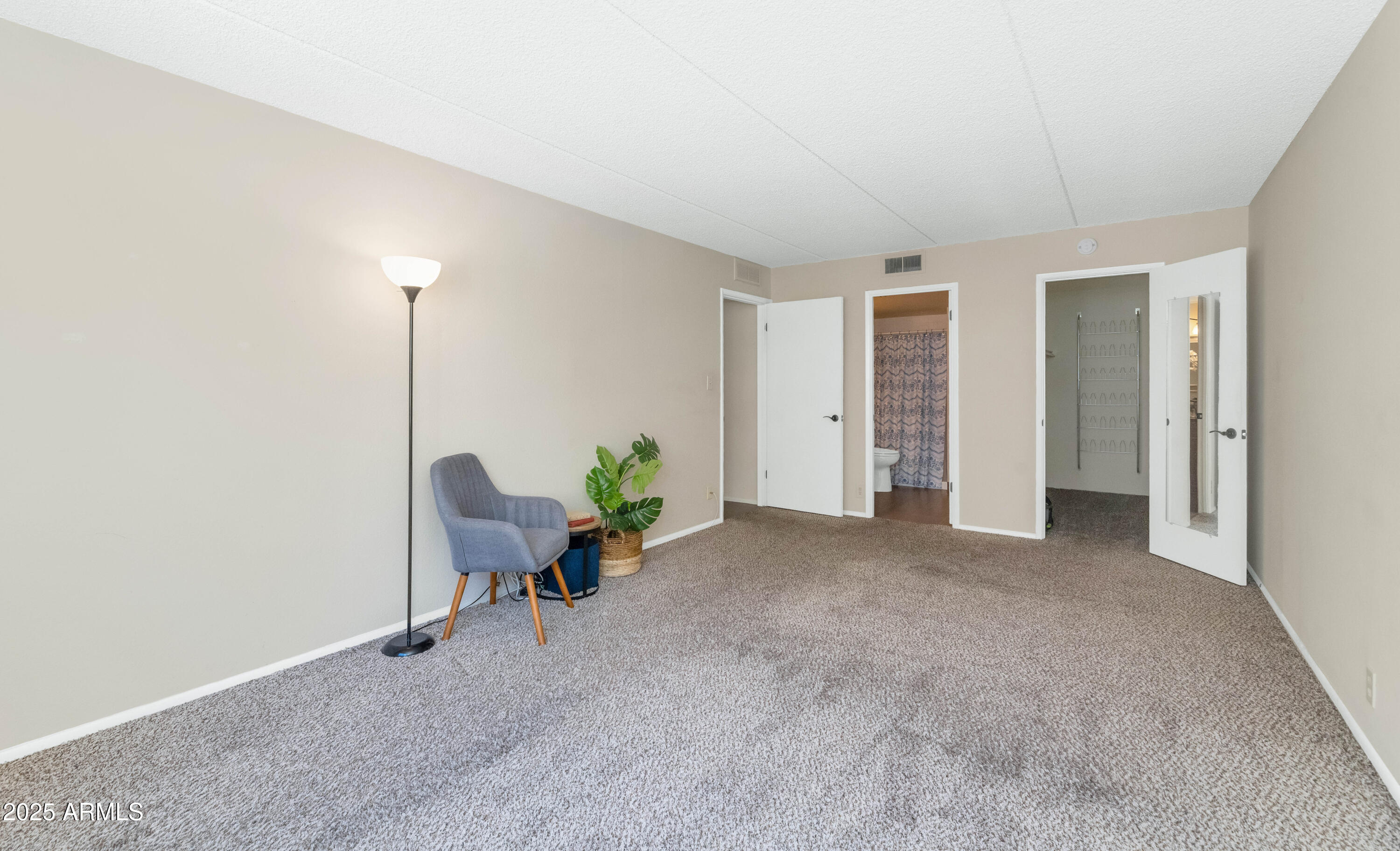 7960 E CAMELBACK Road, 409