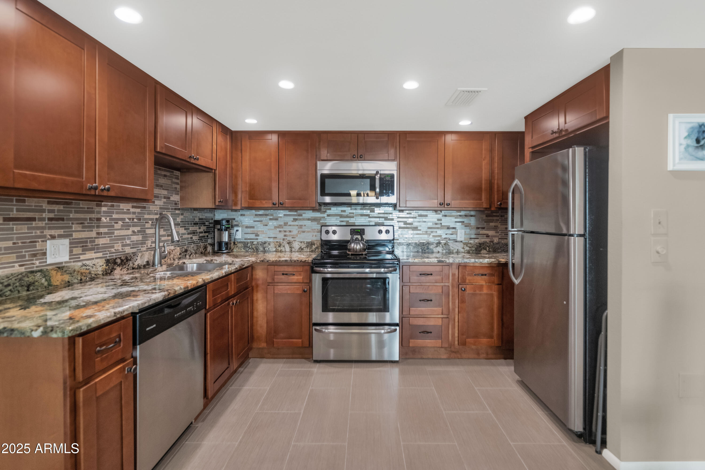 7960 E CAMELBACK Road, 409