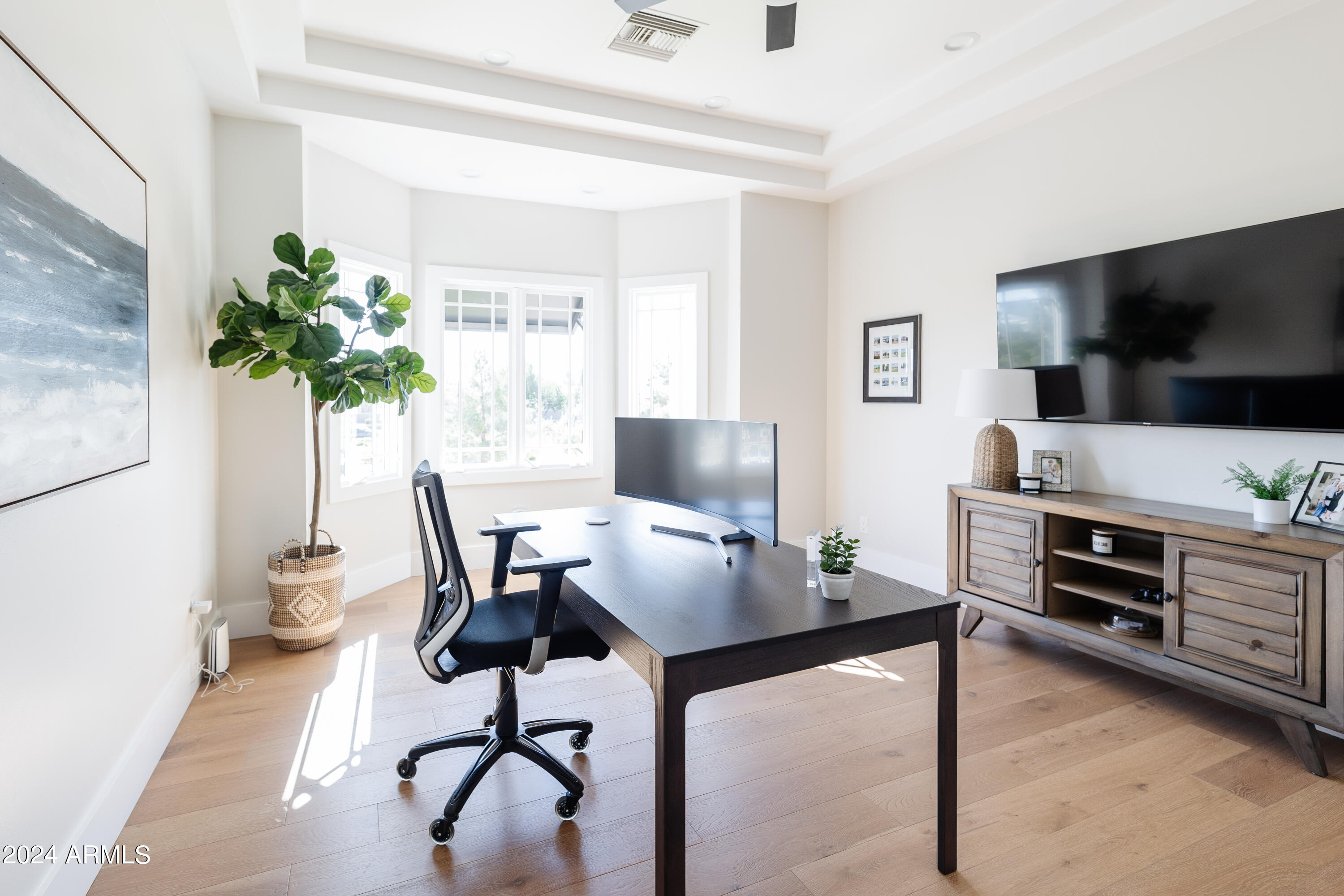 3330 S HORIZON Place