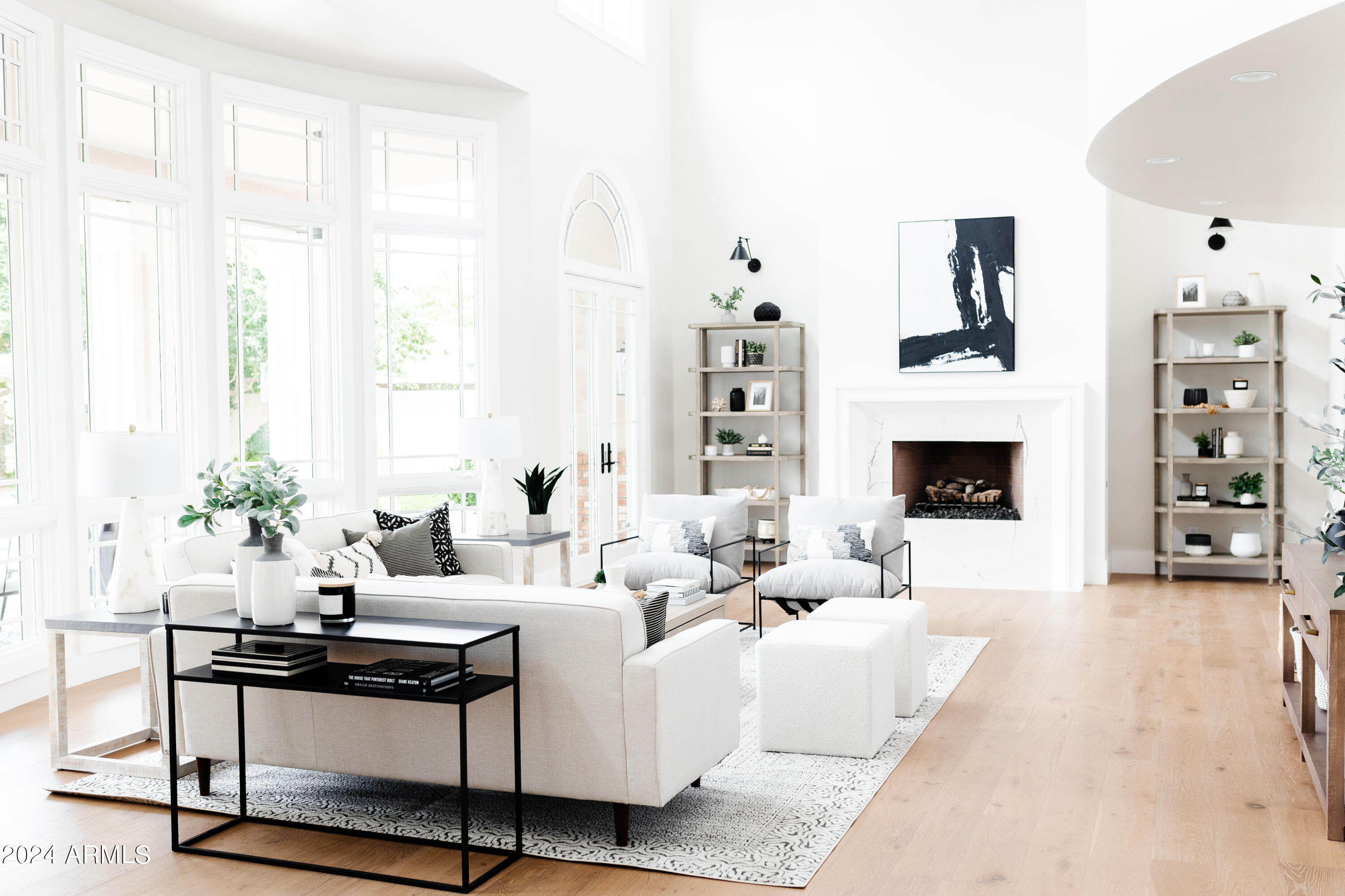 3330 S HORIZON Place