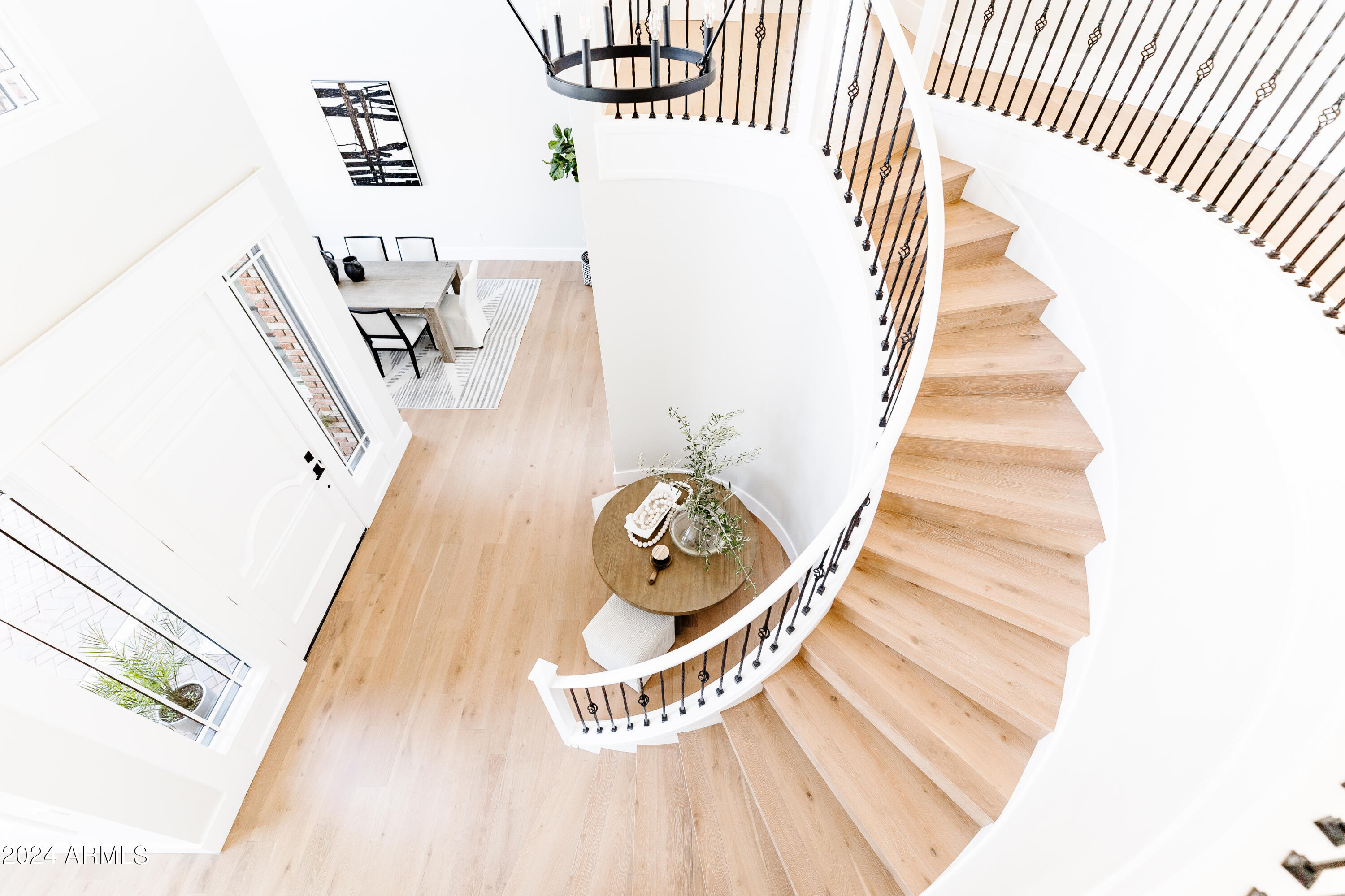 3330 S HORIZON Place