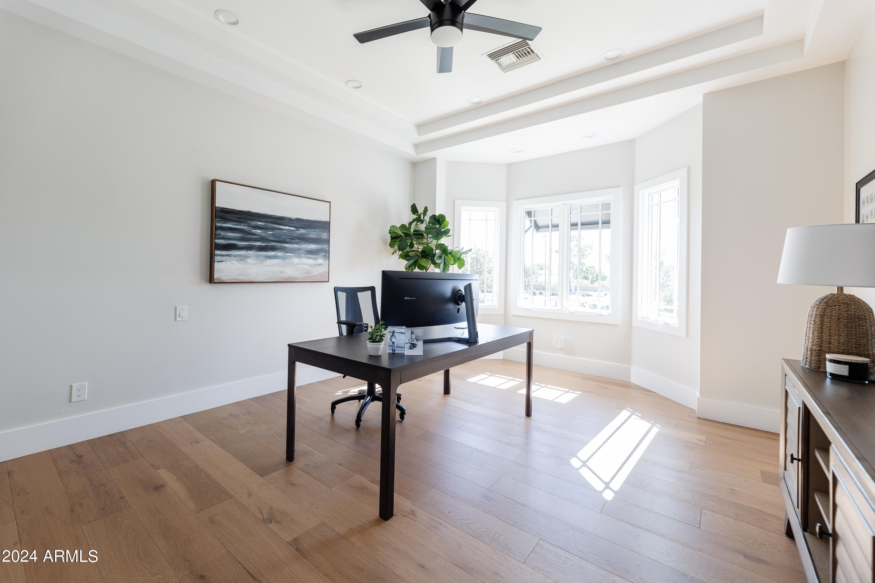 3330 S HORIZON Place