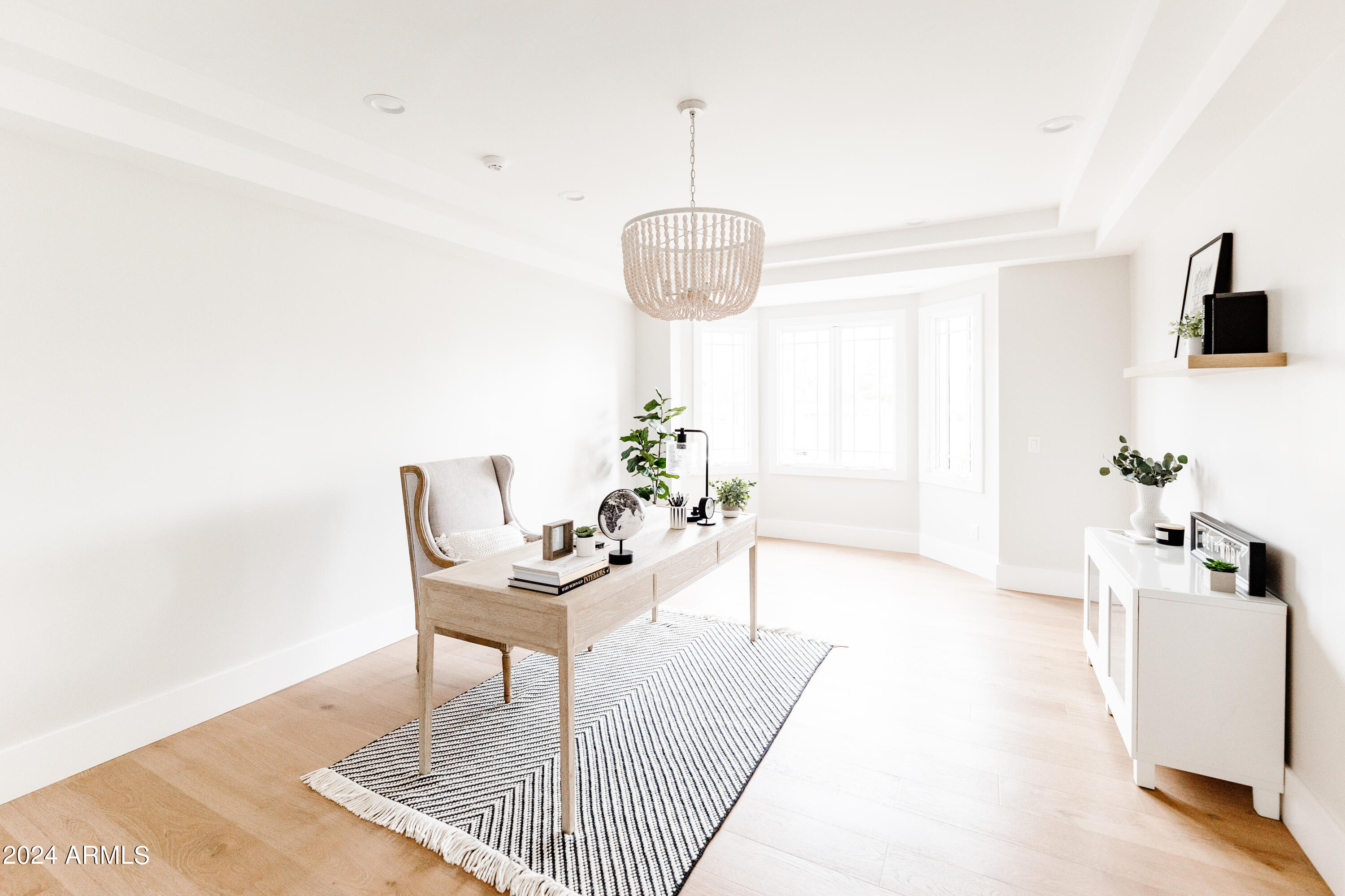 3330 S HORIZON Place