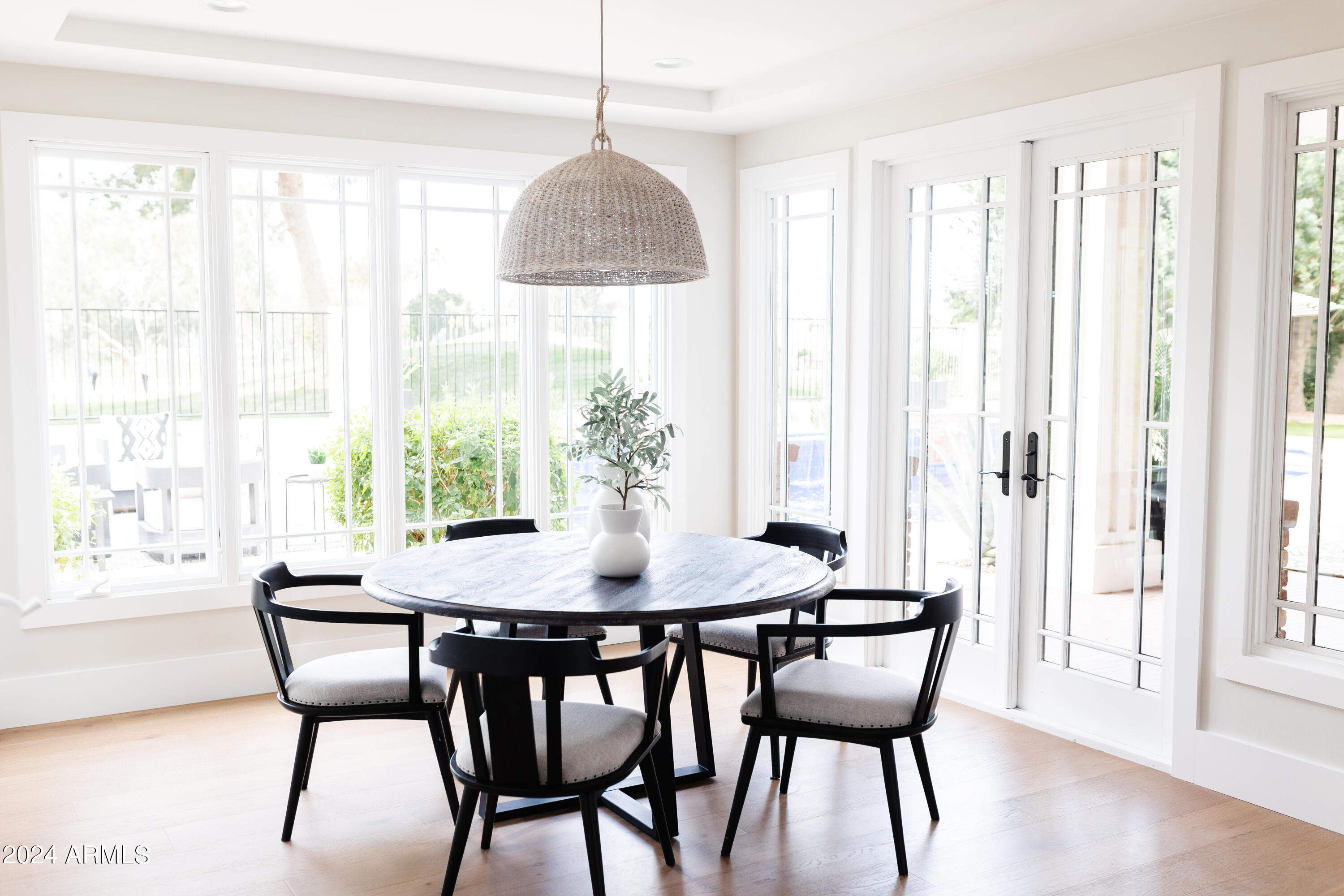 3330 S HORIZON Place