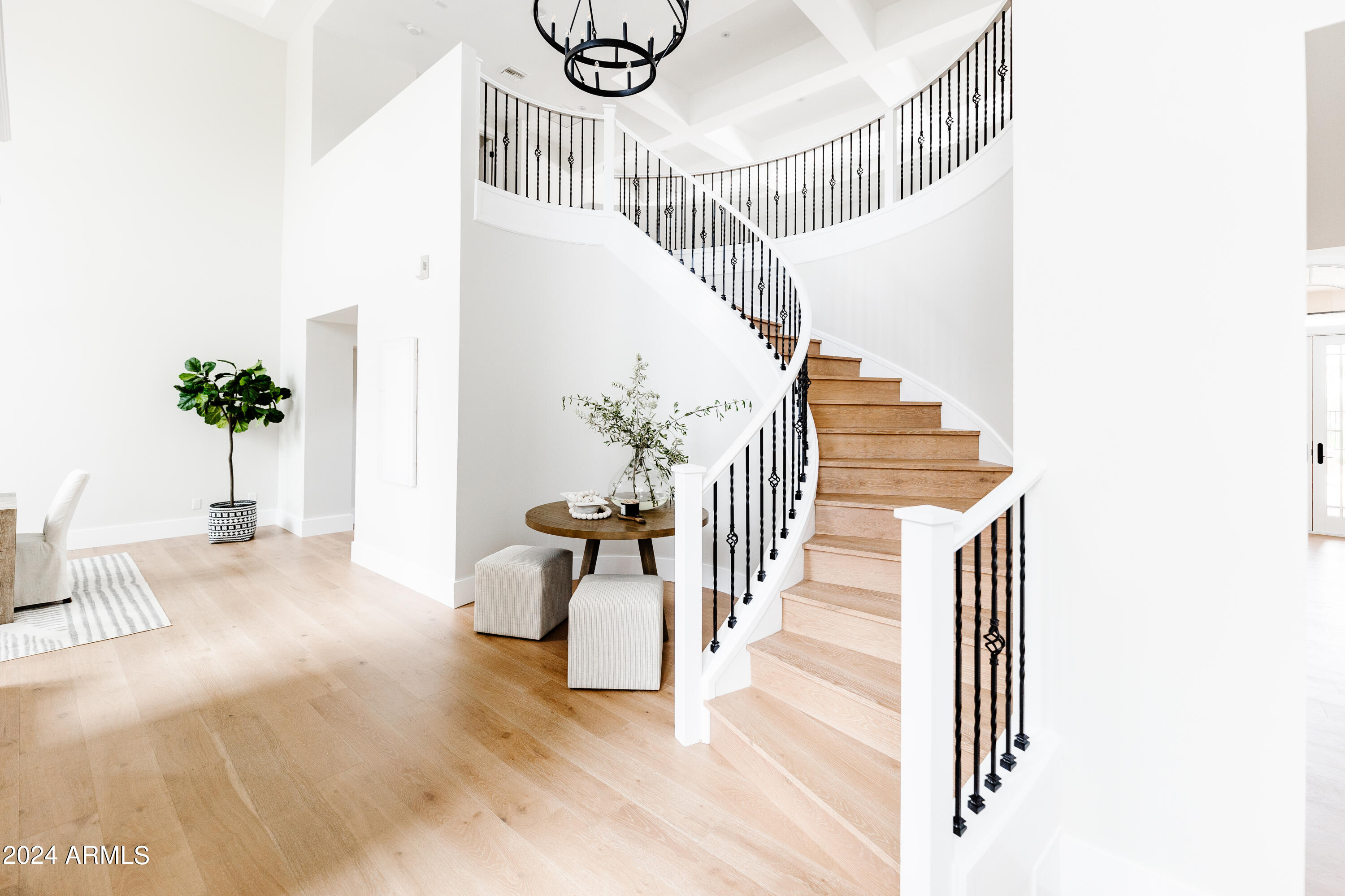 3330 S HORIZON Place