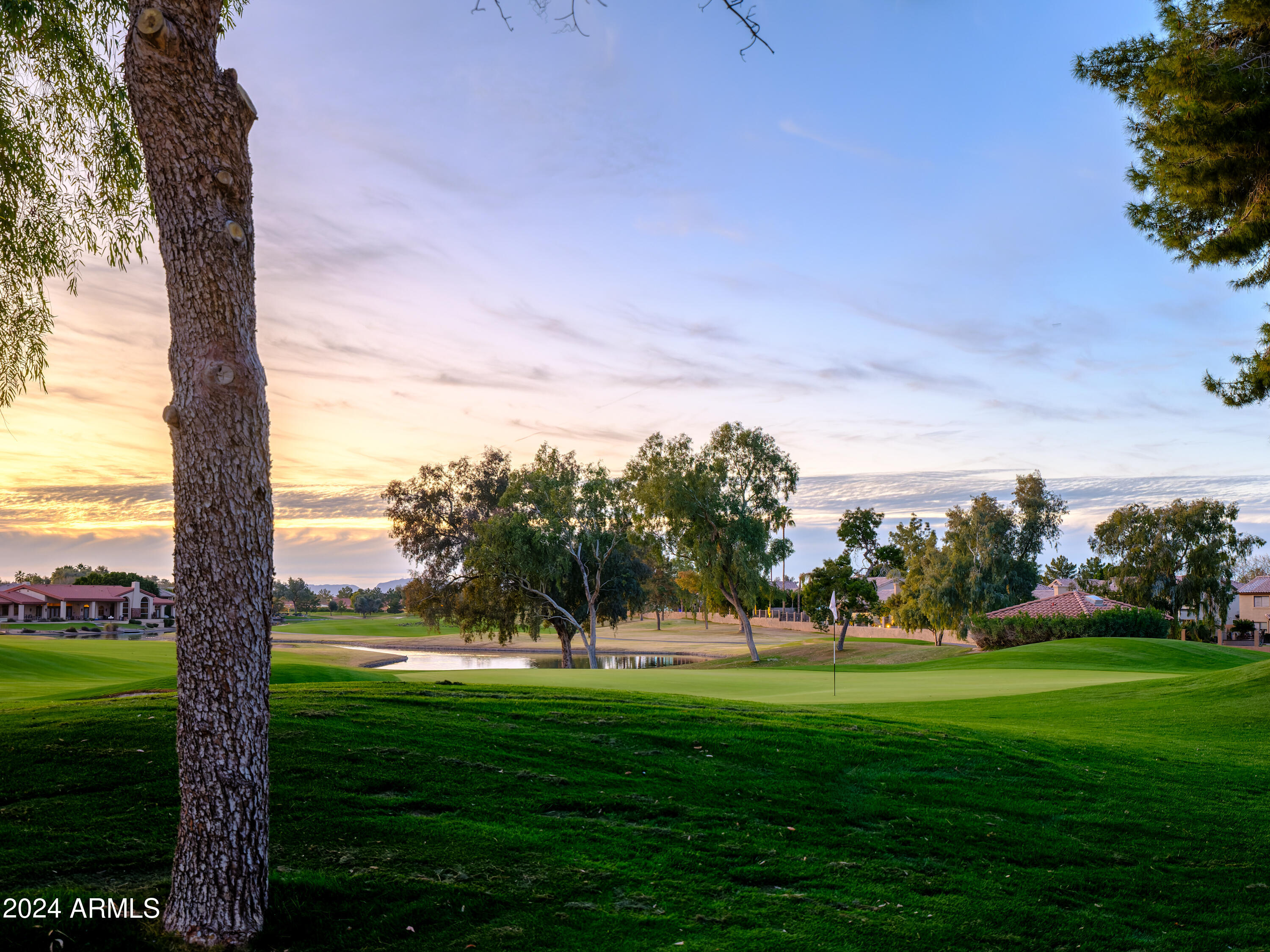 3330 S HORIZON Place