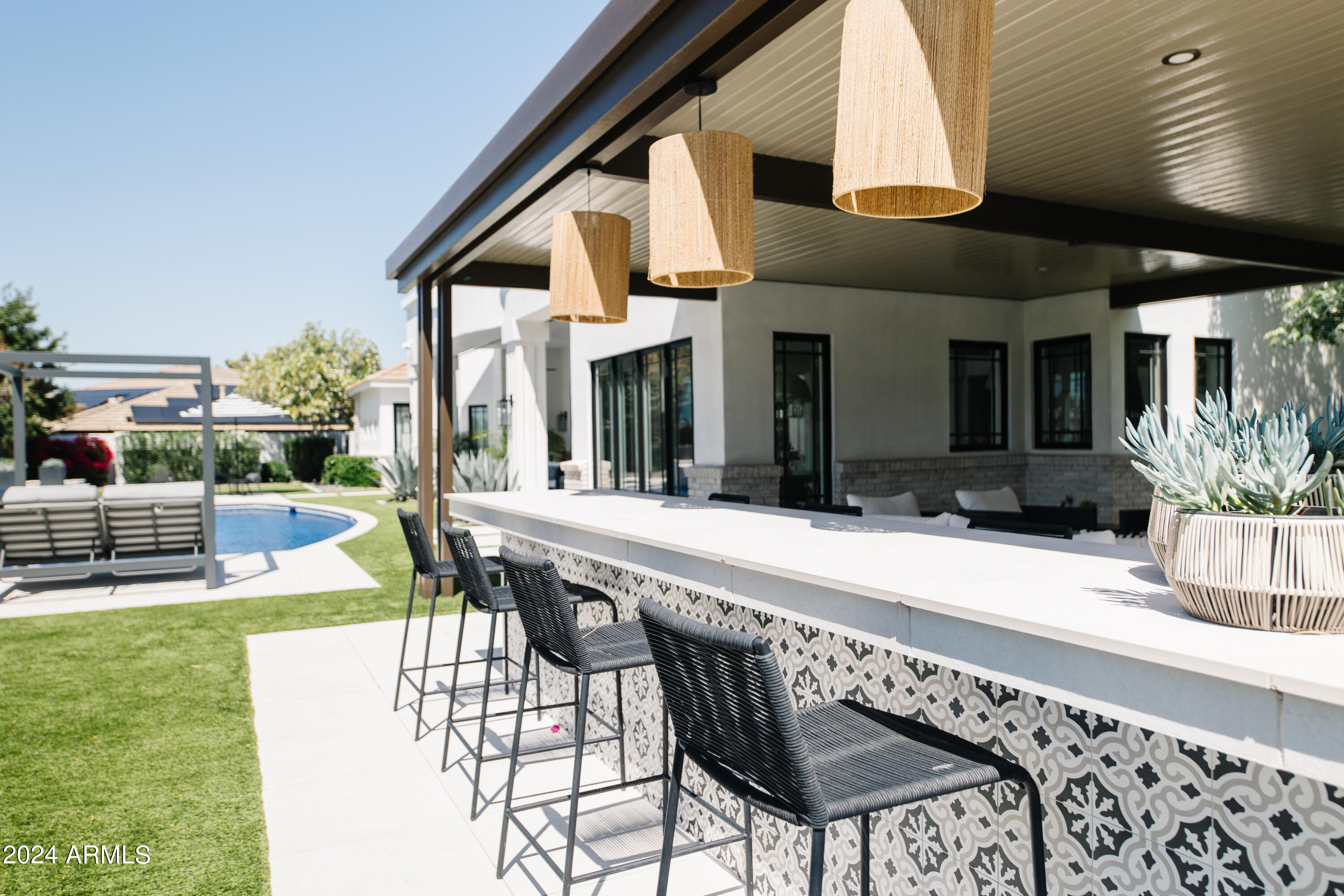 3330 S HORIZON Place