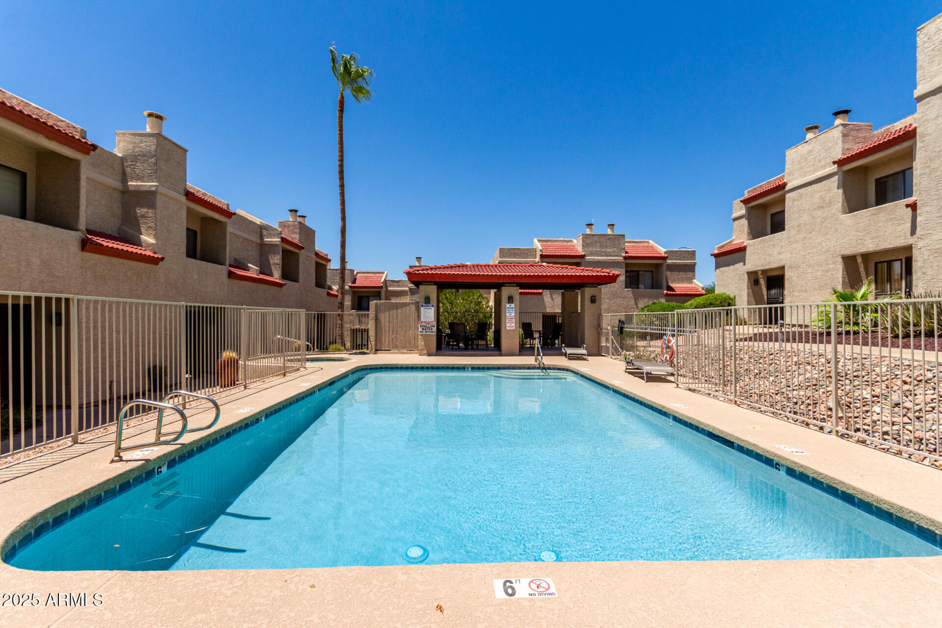 1401 E PUGET Avenue, 10