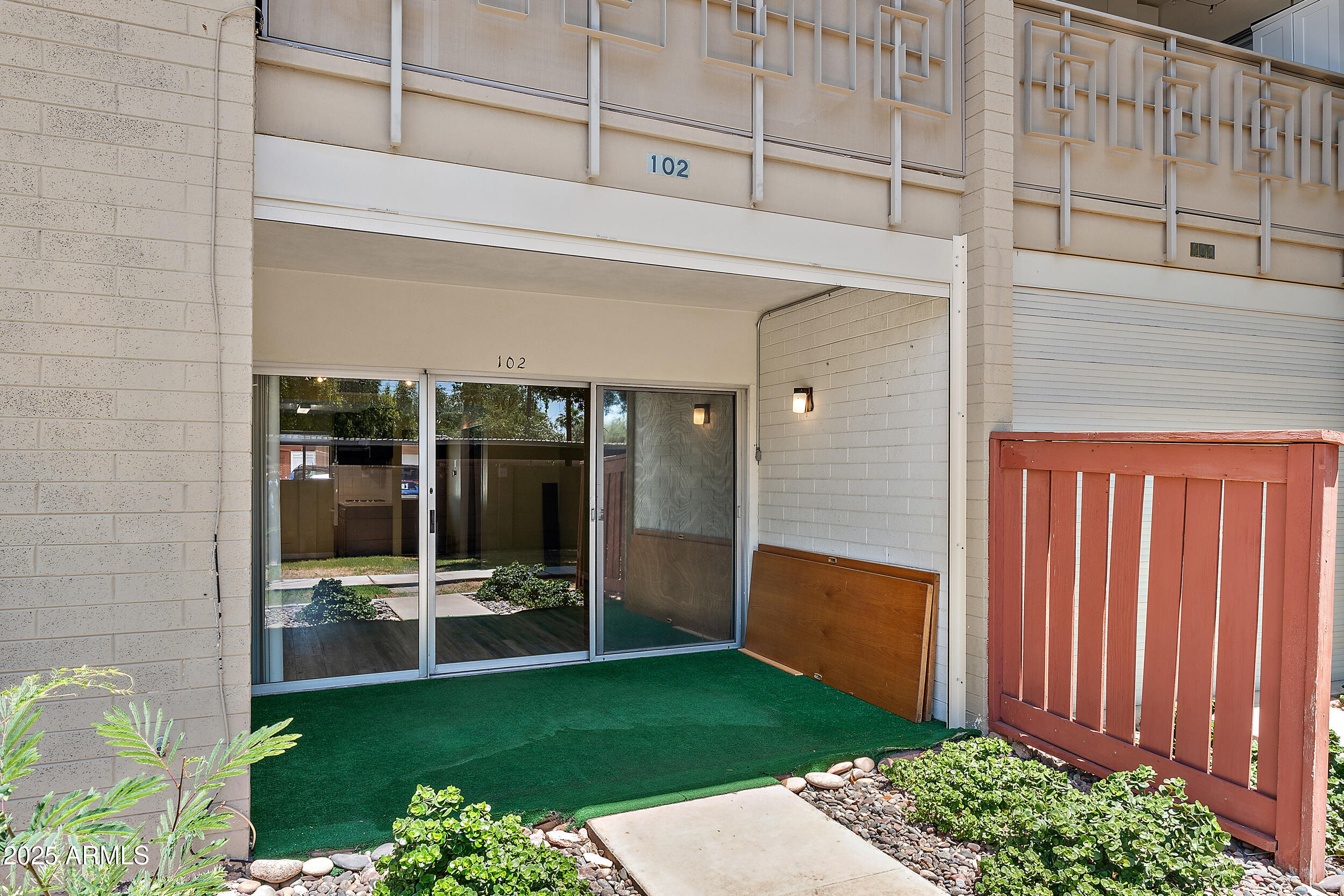 6125 E INDIAN SCHOOL Road, 102