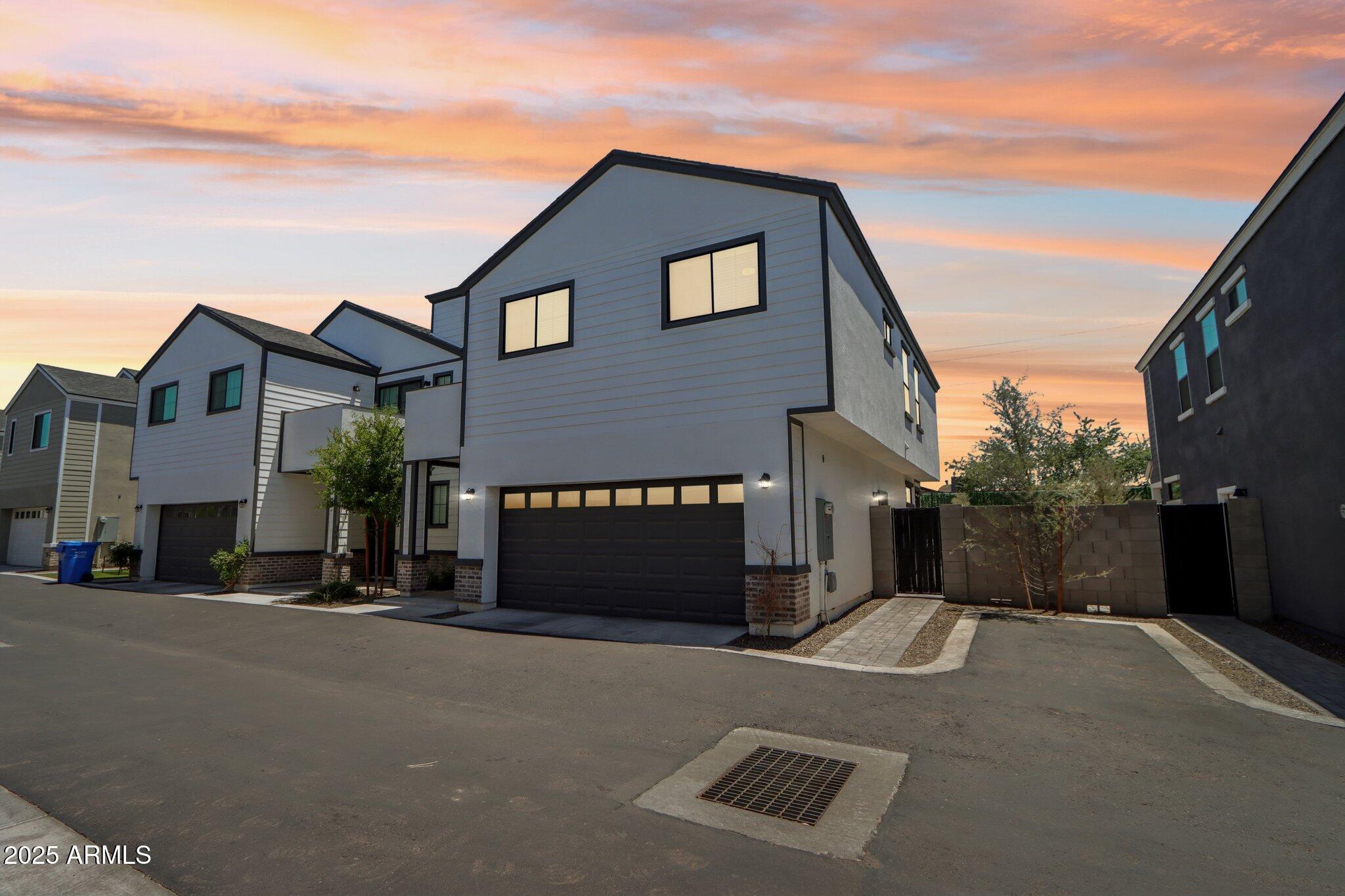 2604 N 27TH Street, 17