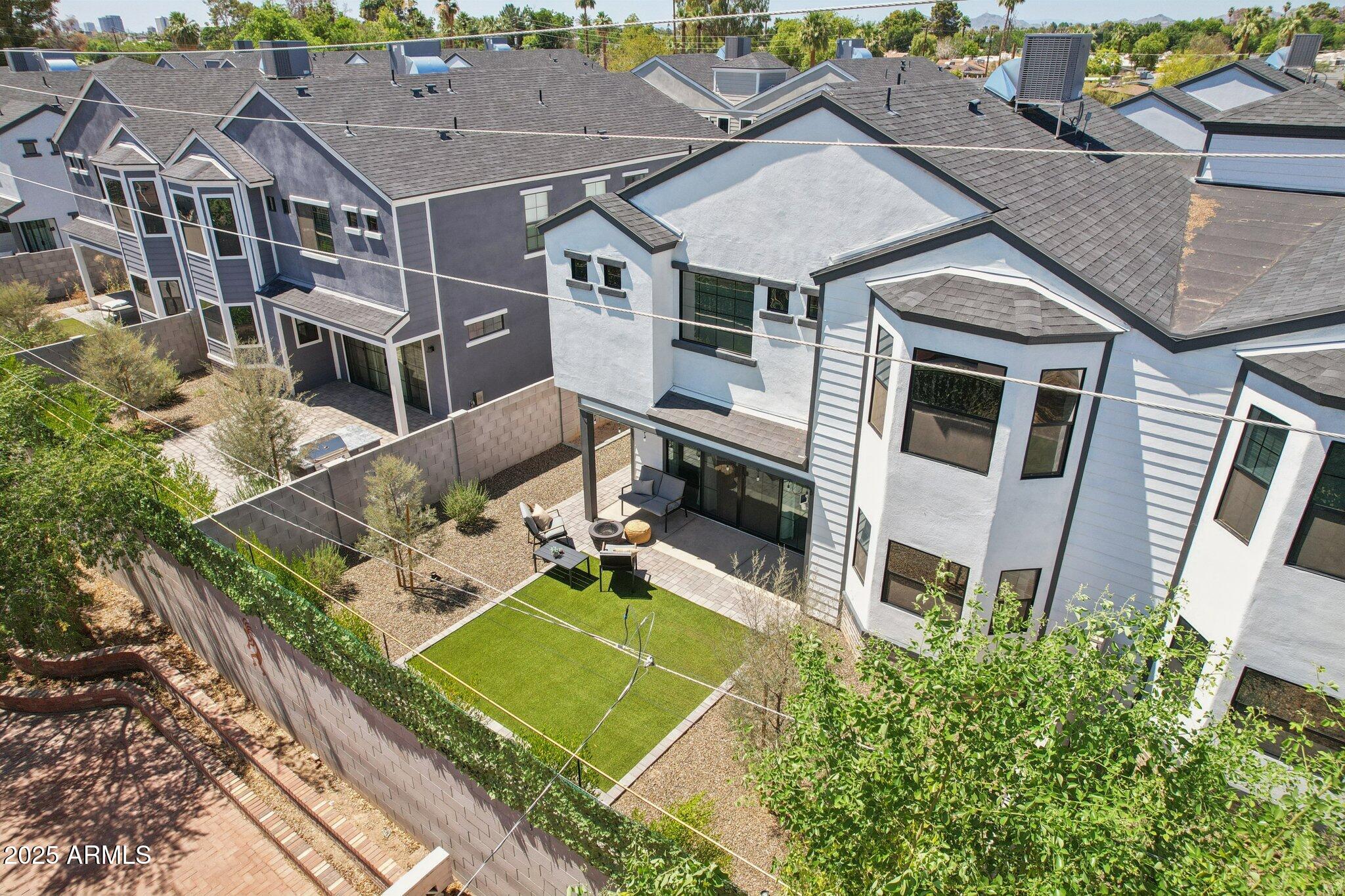 2604 N 27TH Street, 17