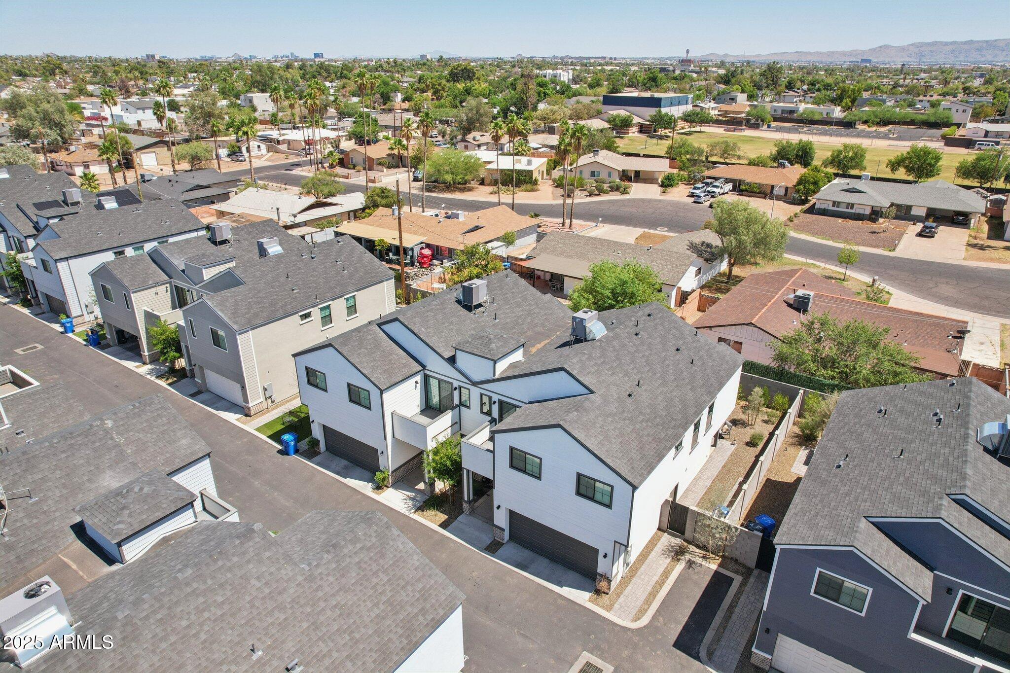 2604 N 27TH Street, 17