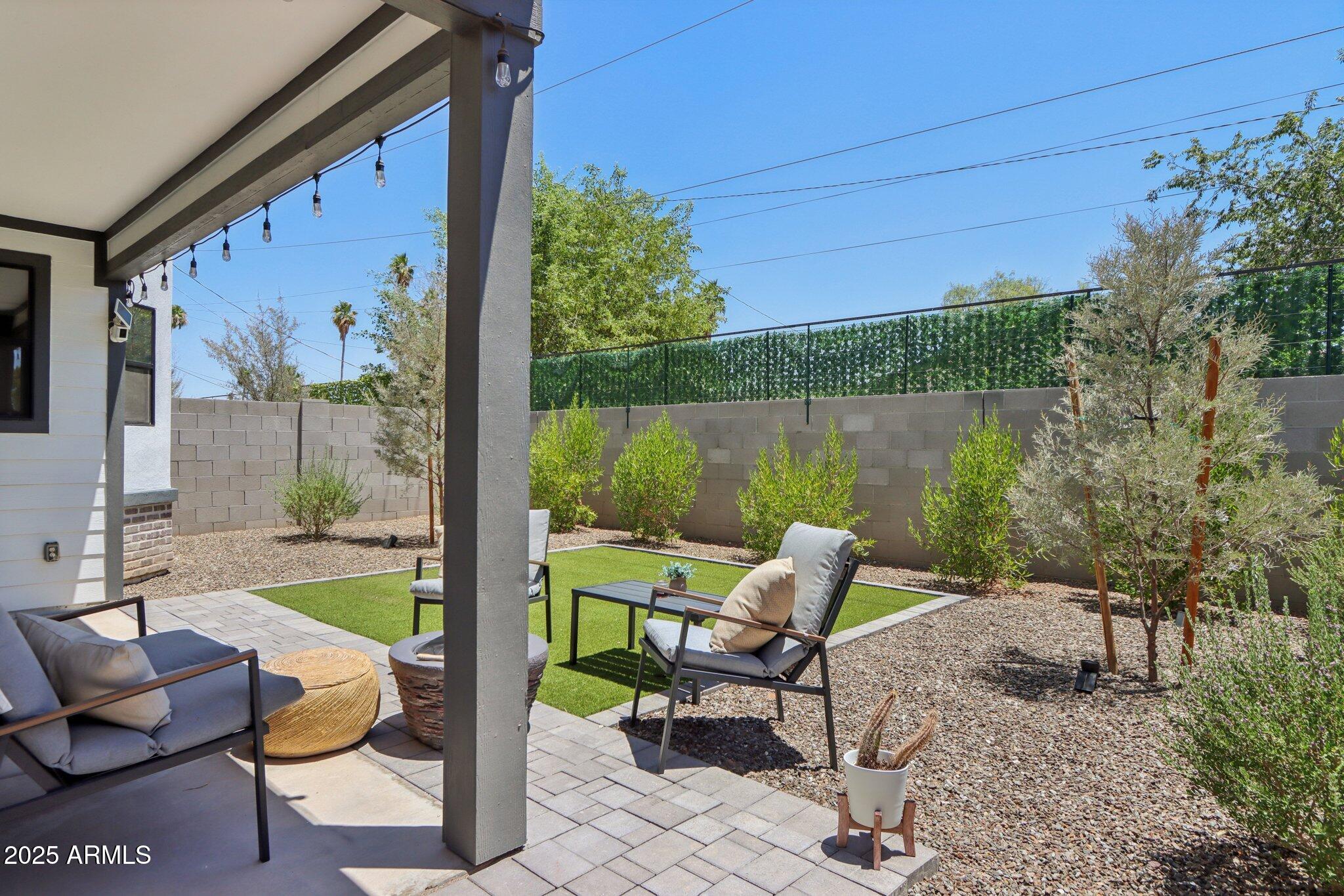 2604 N 27TH Street, 17