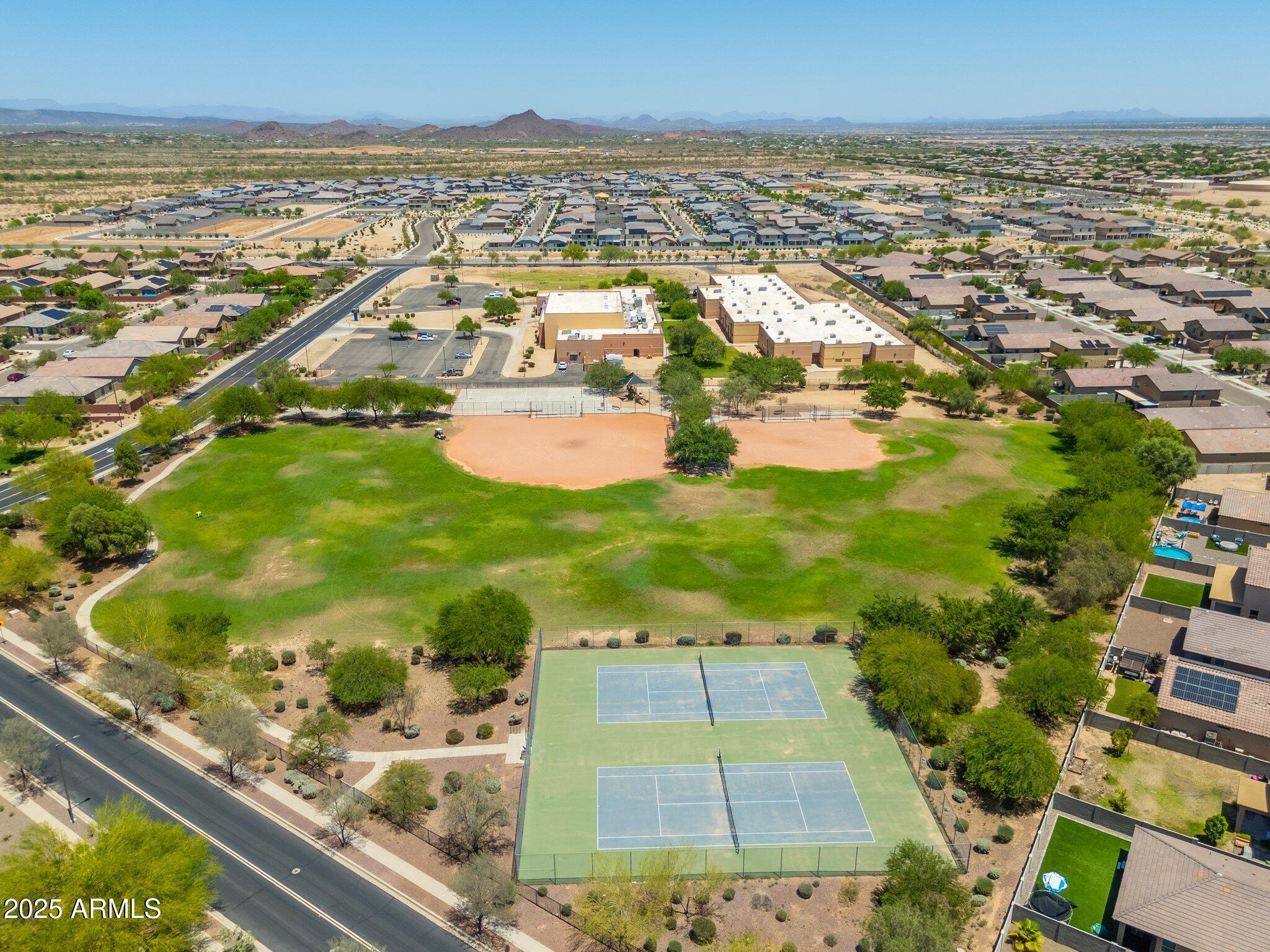 17652 W FETLOCK Trail