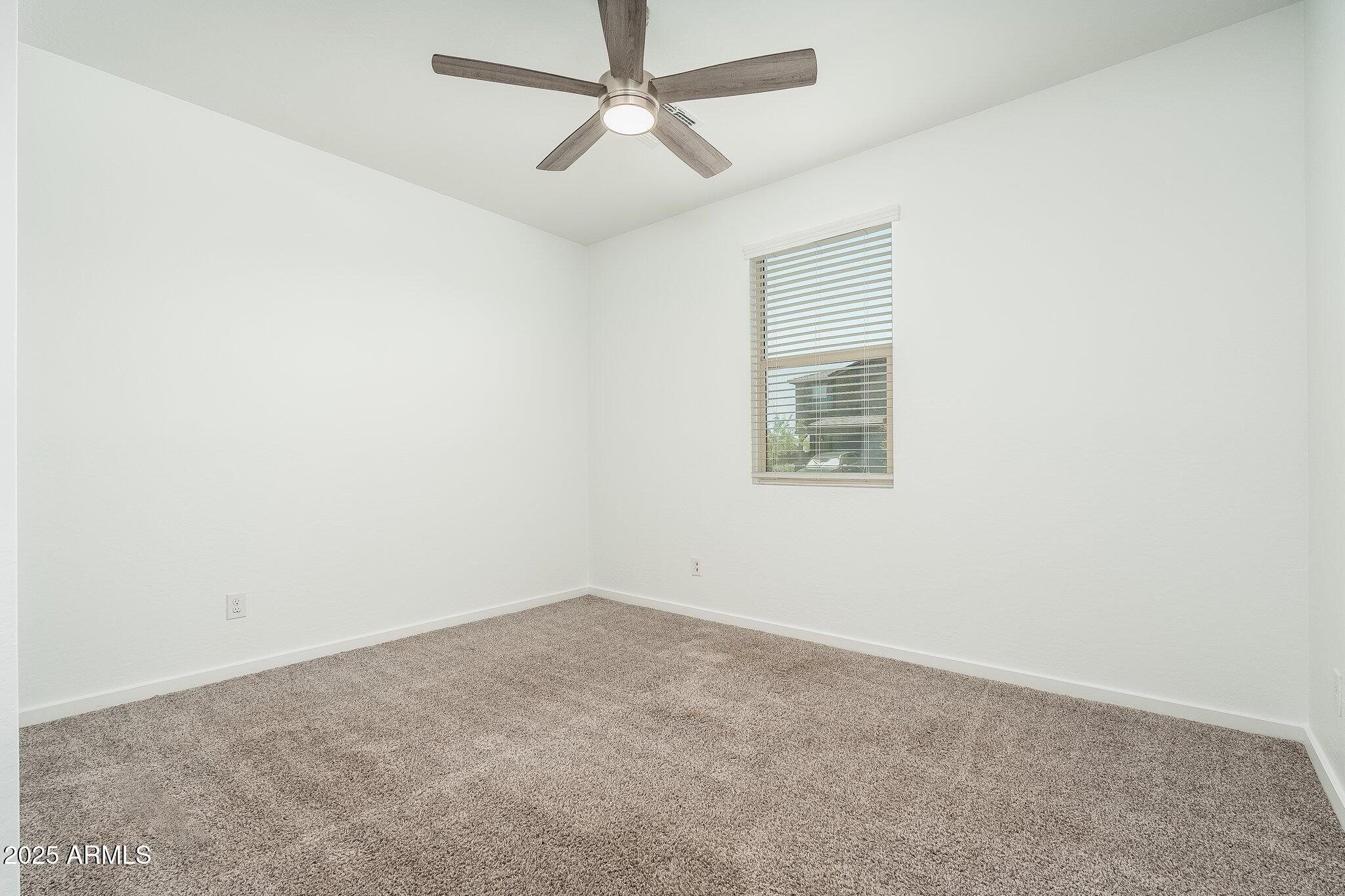17652 W FETLOCK Trail
