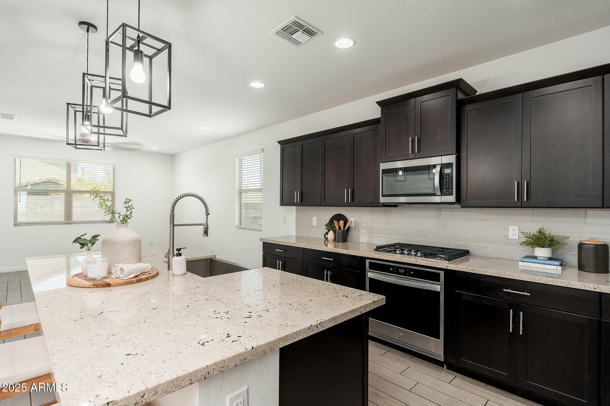 17652 W FETLOCK Trail