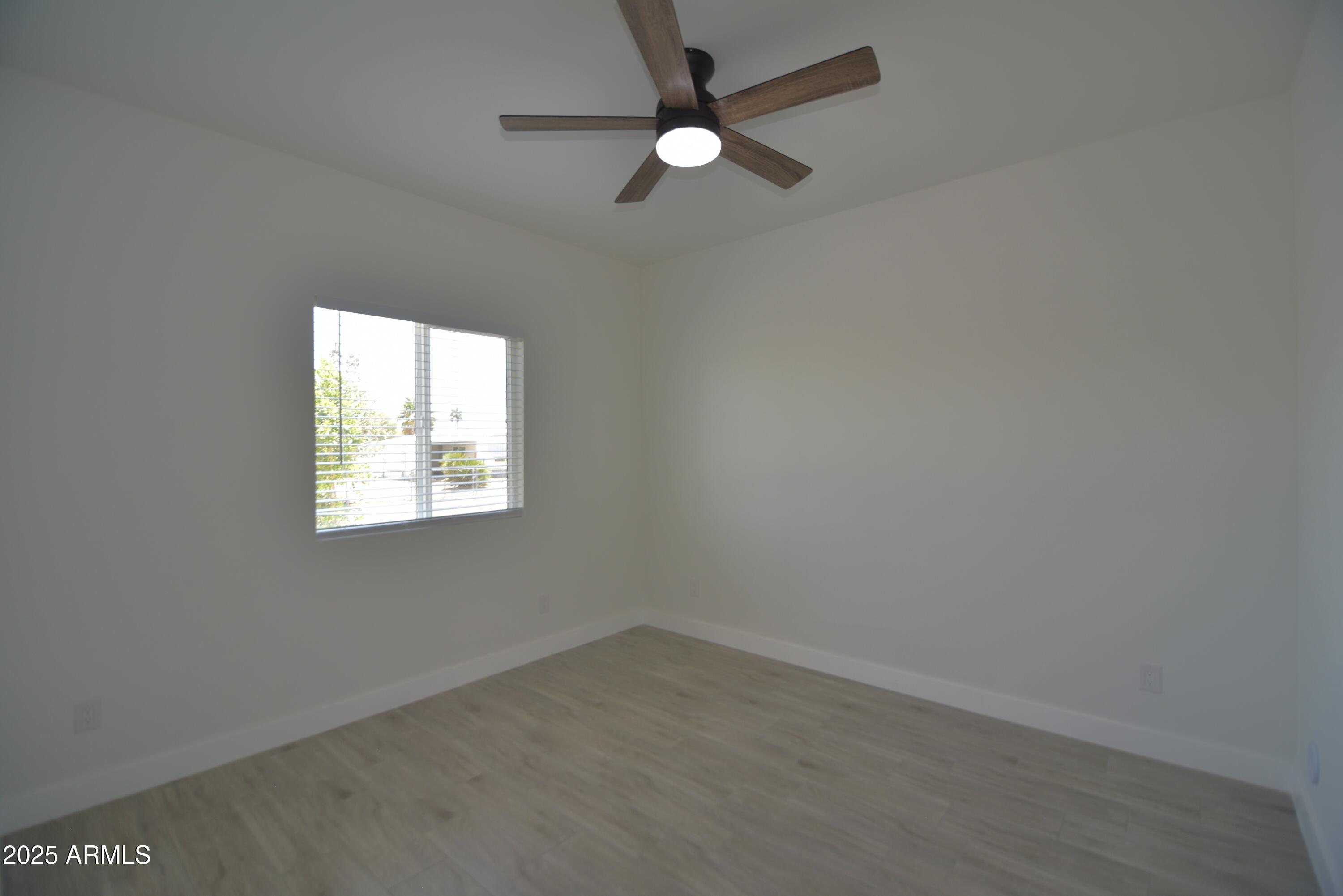 2790 W CHOLLA Street