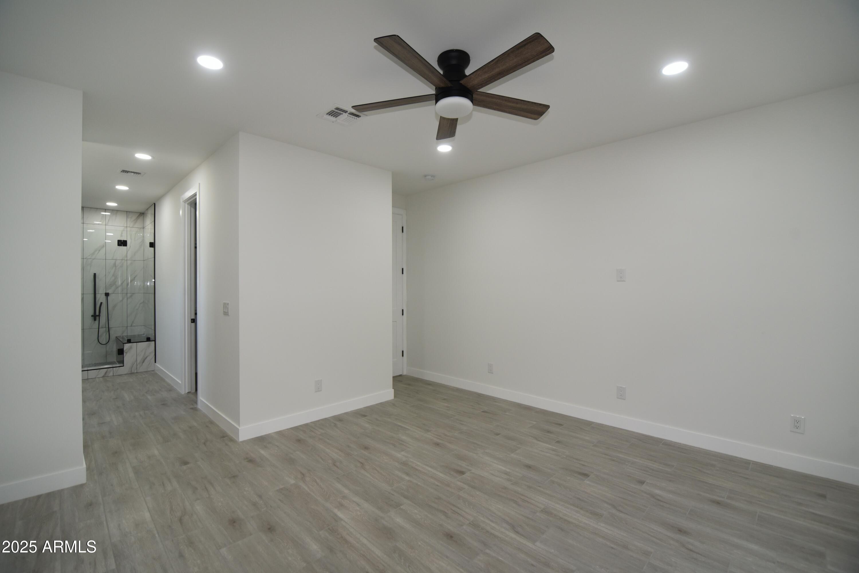 2790 W CHOLLA Street