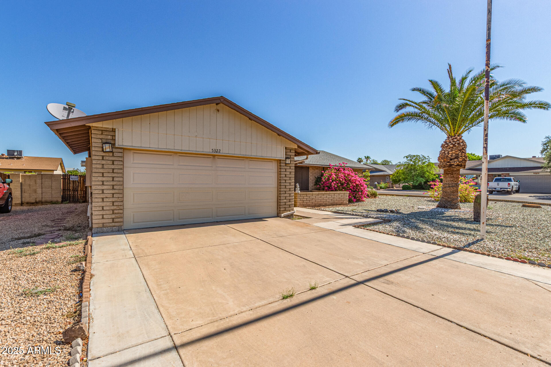 5322 W ORCHID Lane
