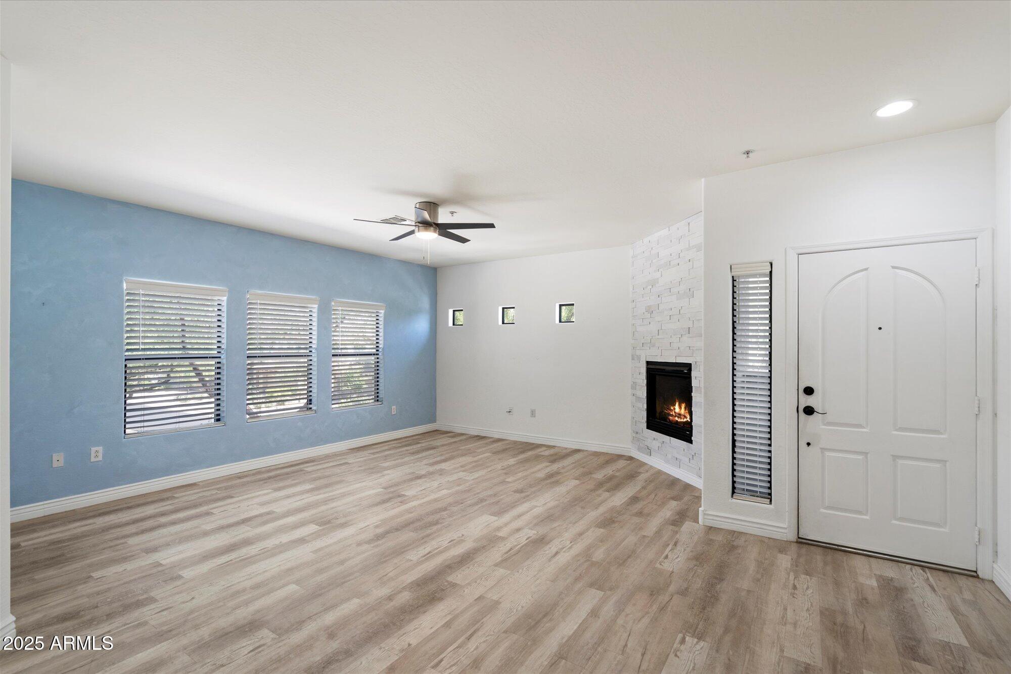 21320 N 56TH Street 2171