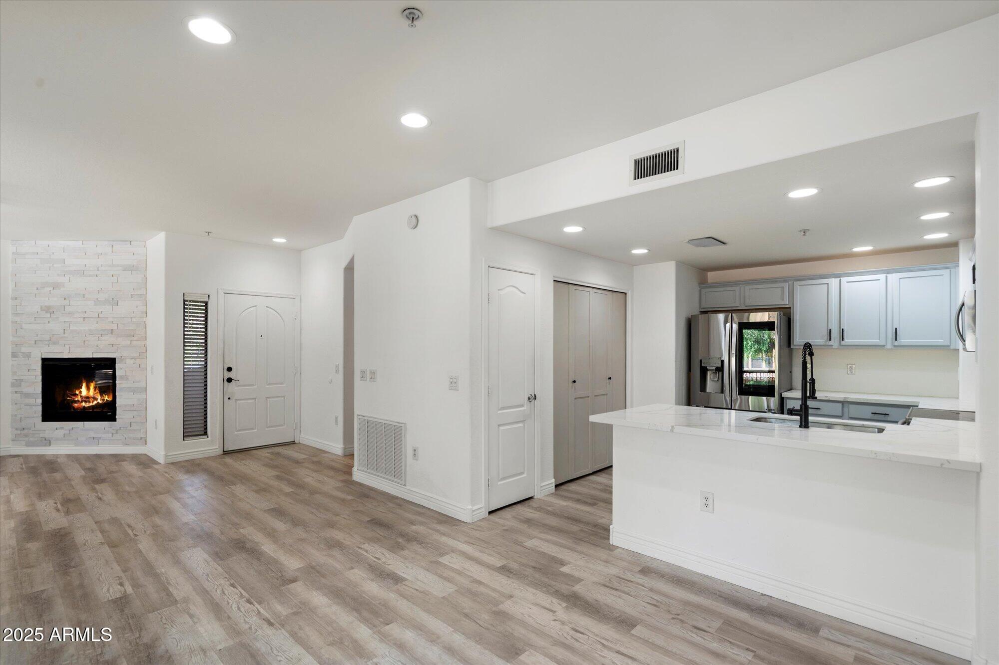 21320 N 56TH Street 2171