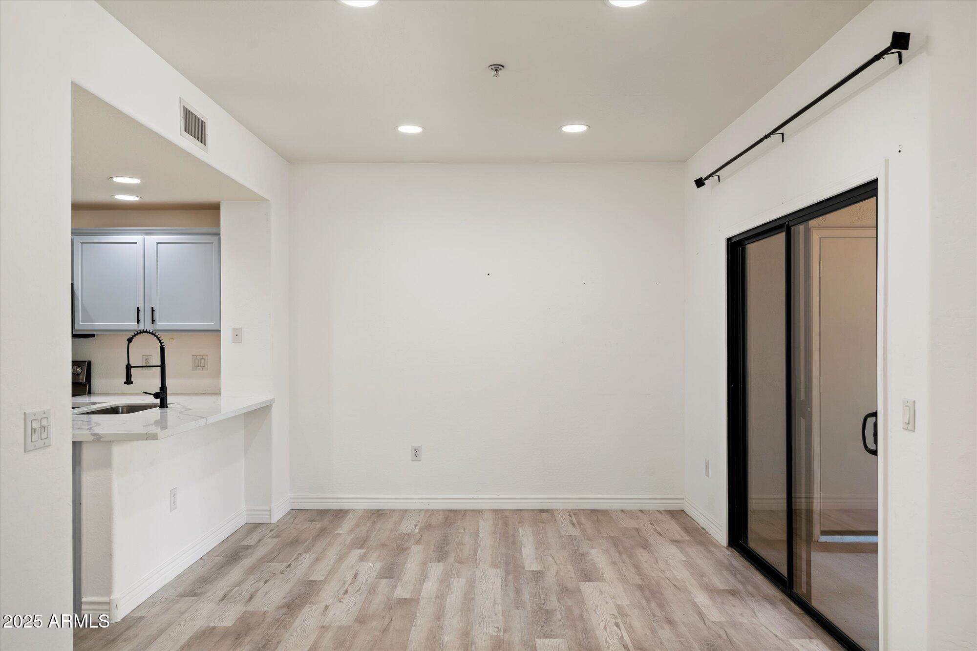 21320 N 56TH Street 2171