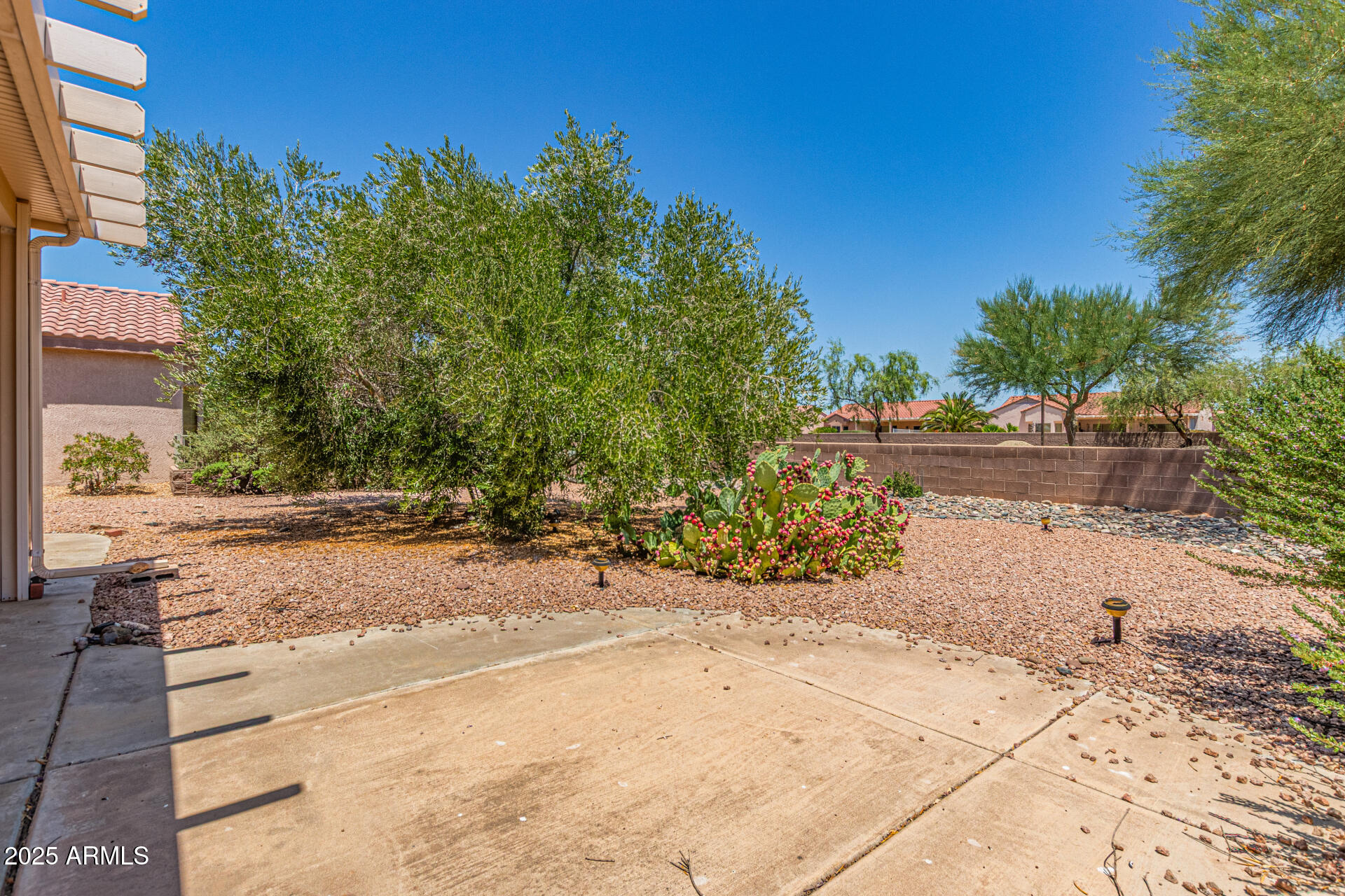 15980 W QUAIL CREEK Lane