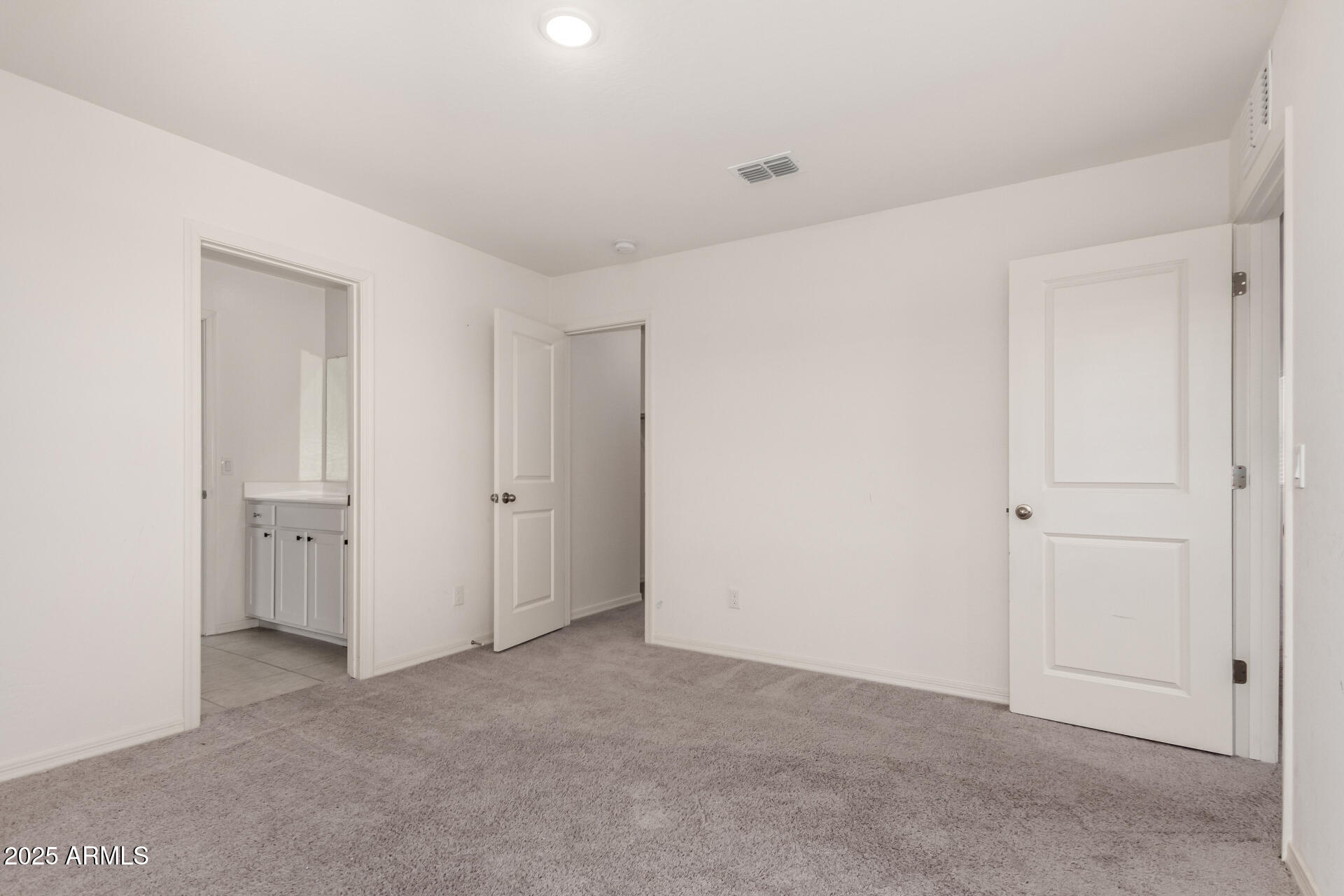 36025 W Santa Clara Avenue