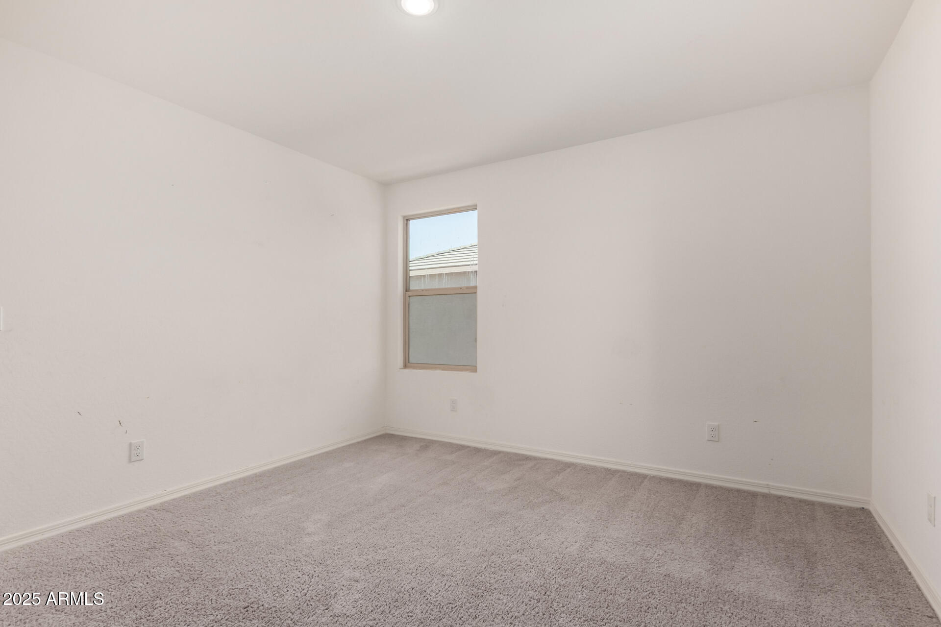 36025 W Santa Clara Avenue