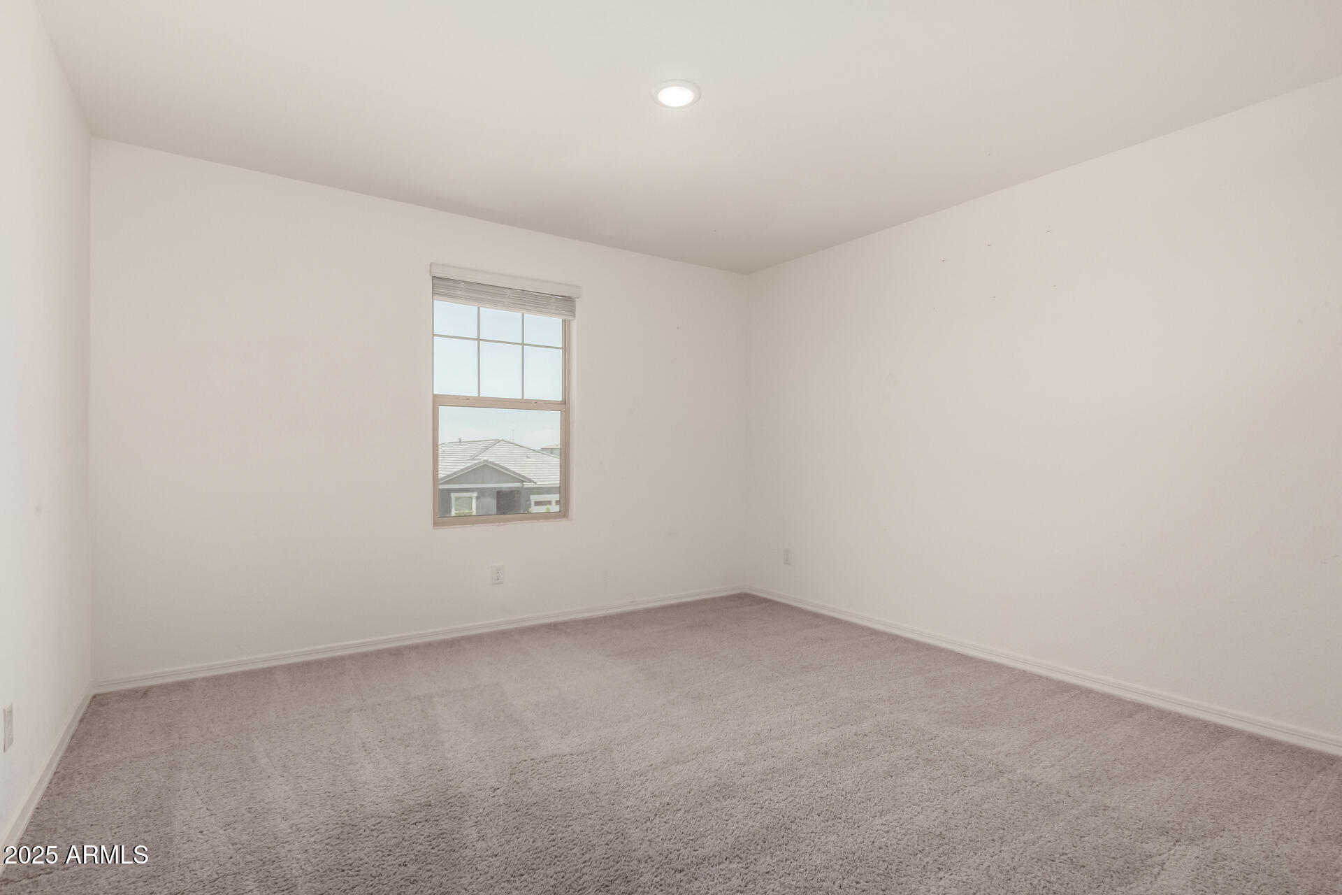 36025 W Santa Clara Avenue