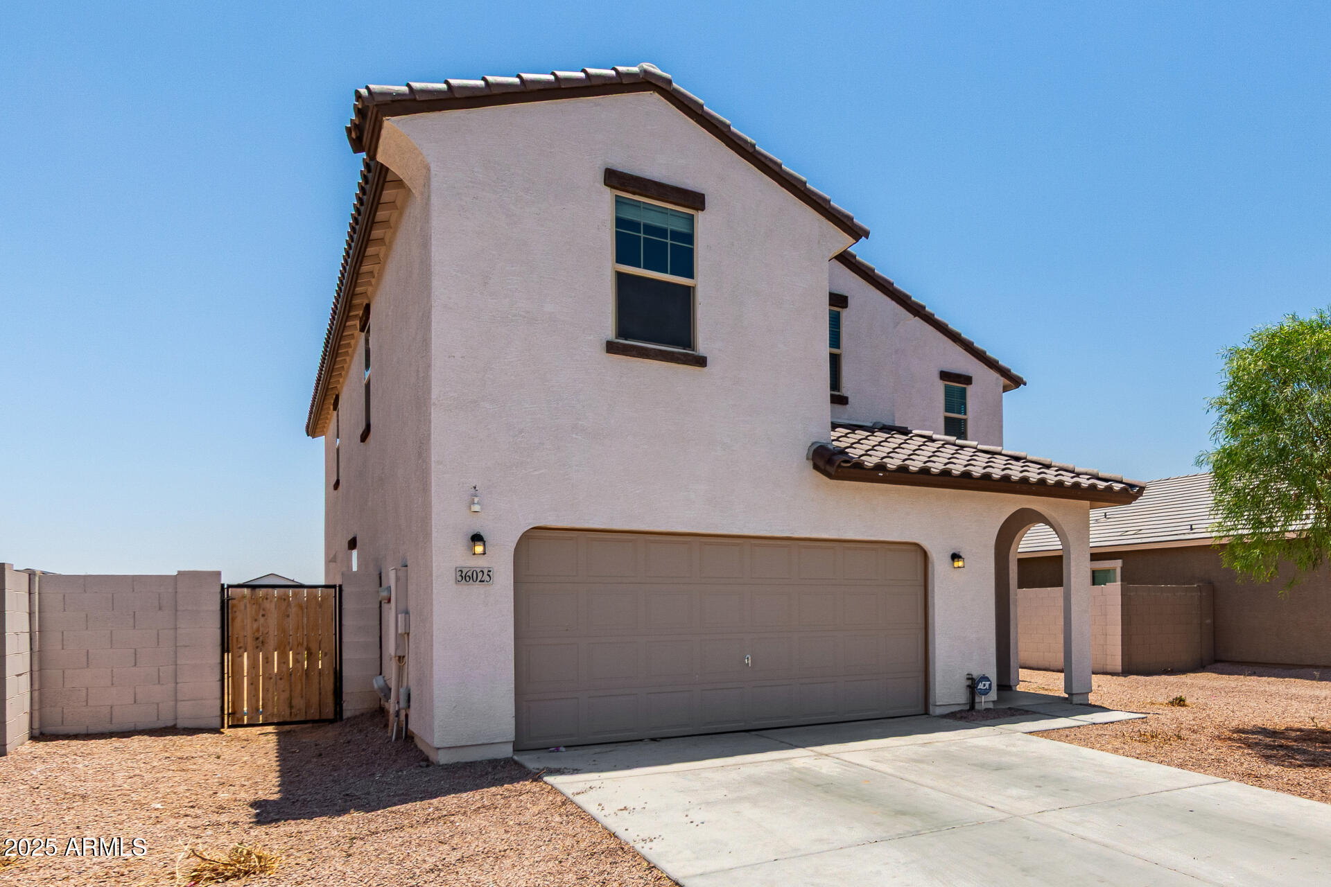 36025 W Santa Clara Avenue