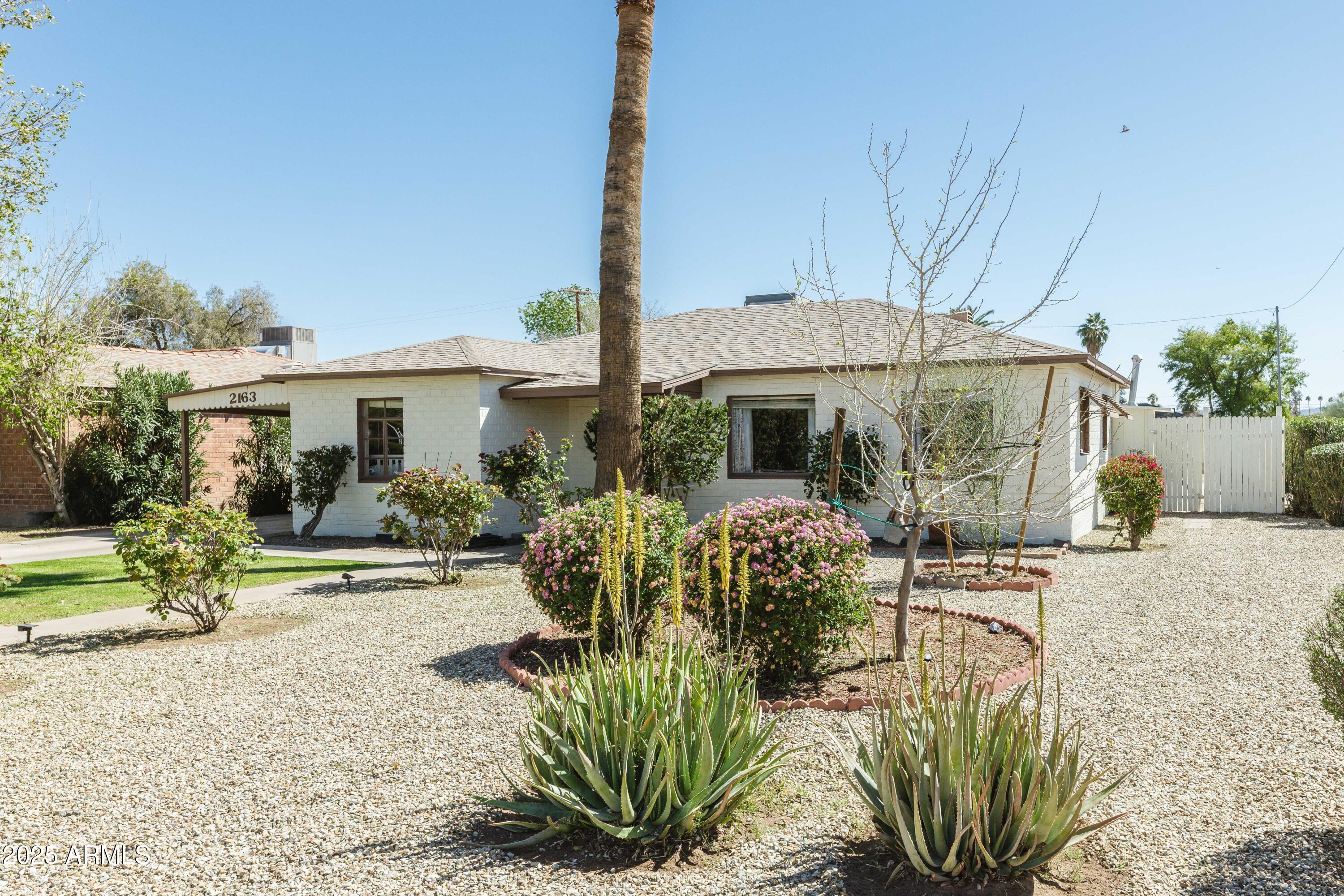 2163 W FLOWER Street
