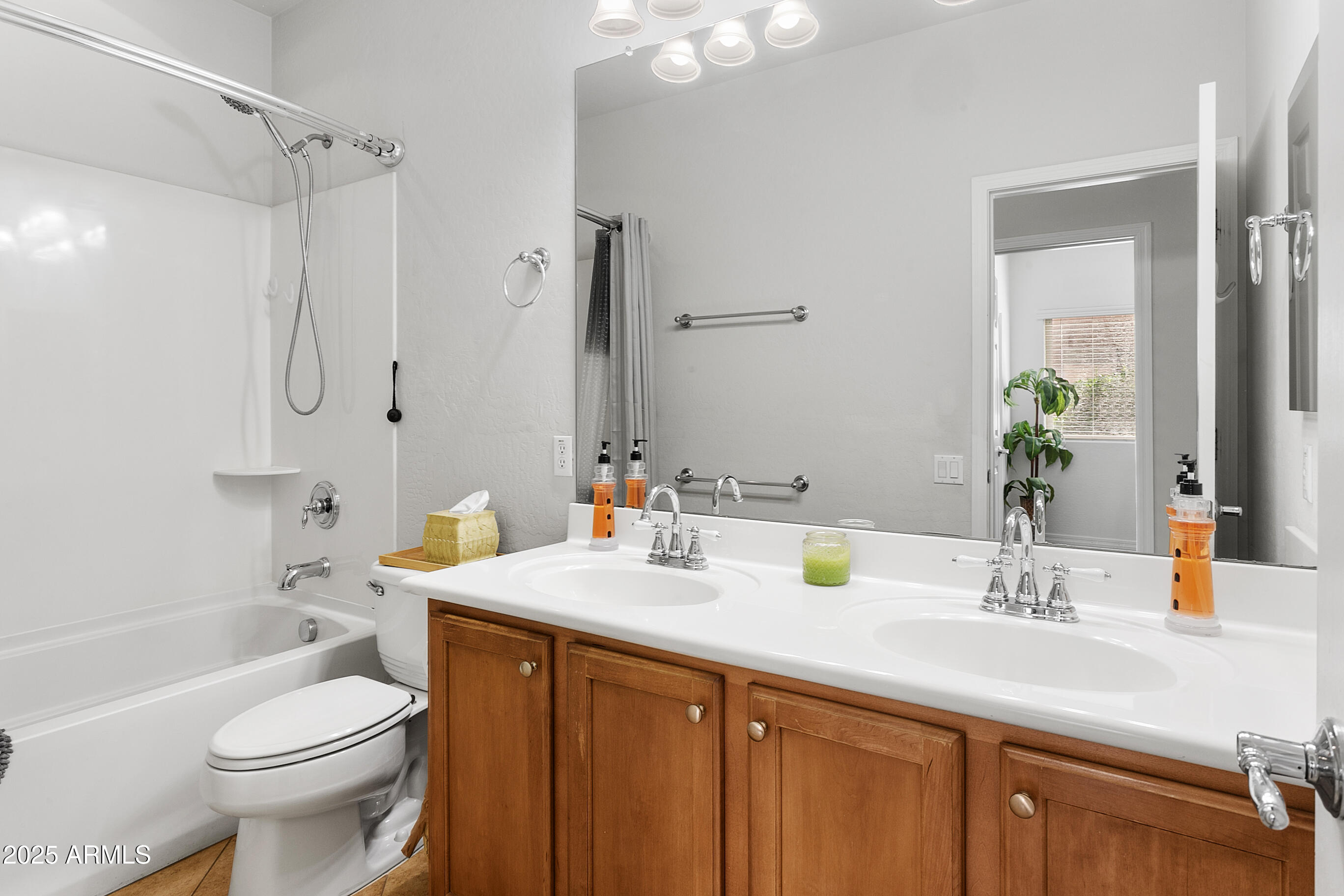 10851 E Sonrisa Avenue