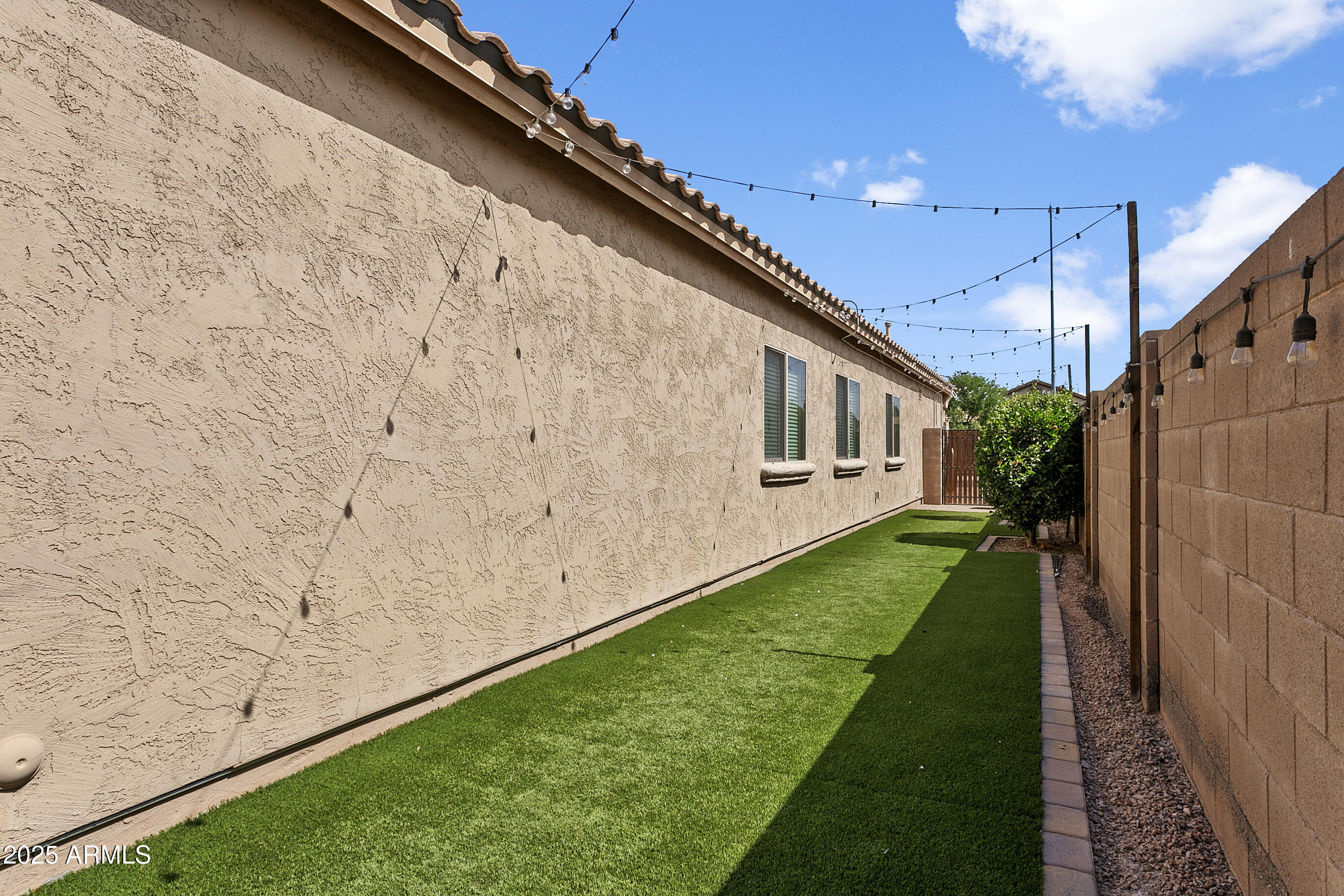 10851 E Sonrisa Avenue