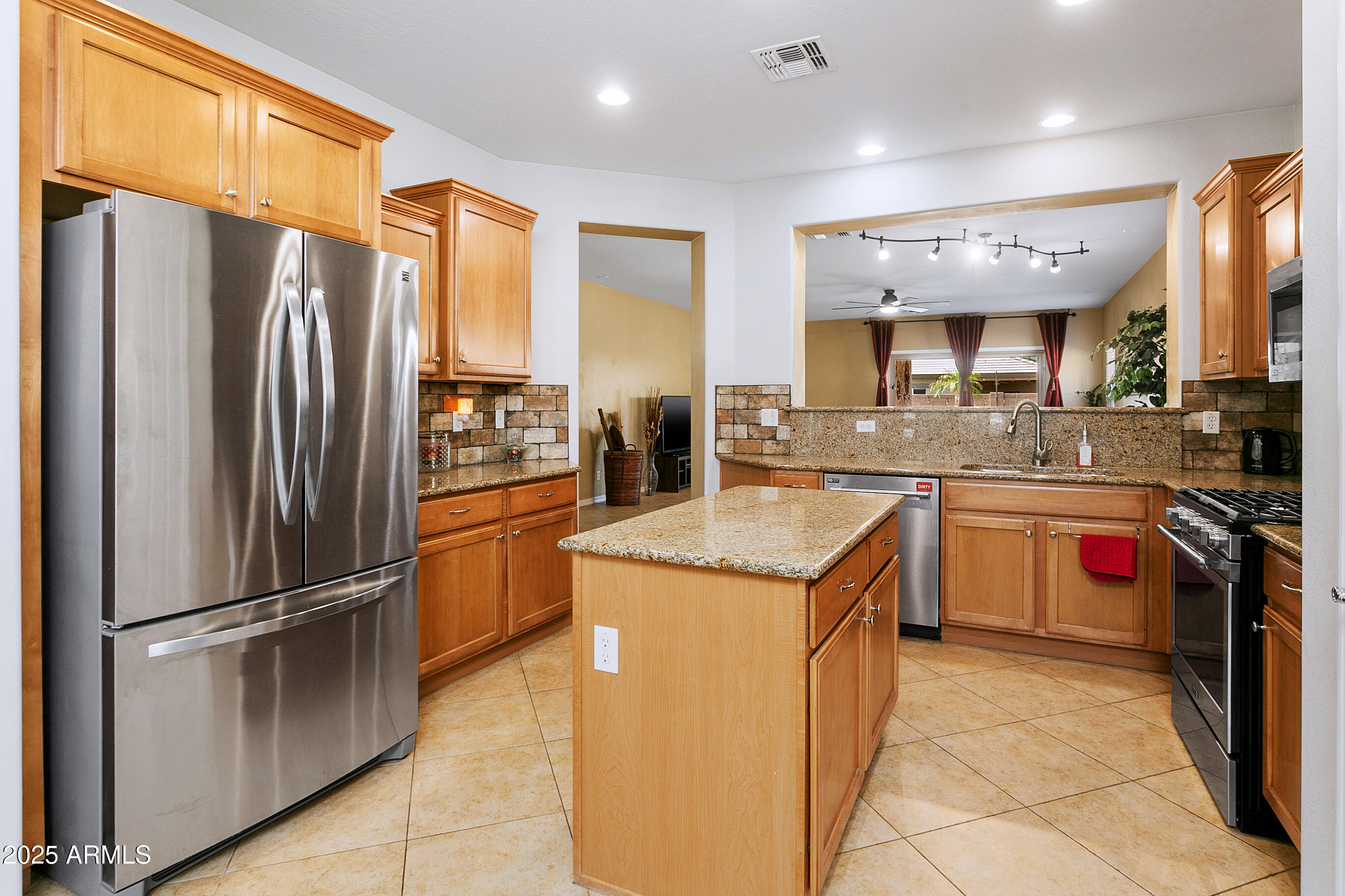 10851 E Sonrisa Avenue