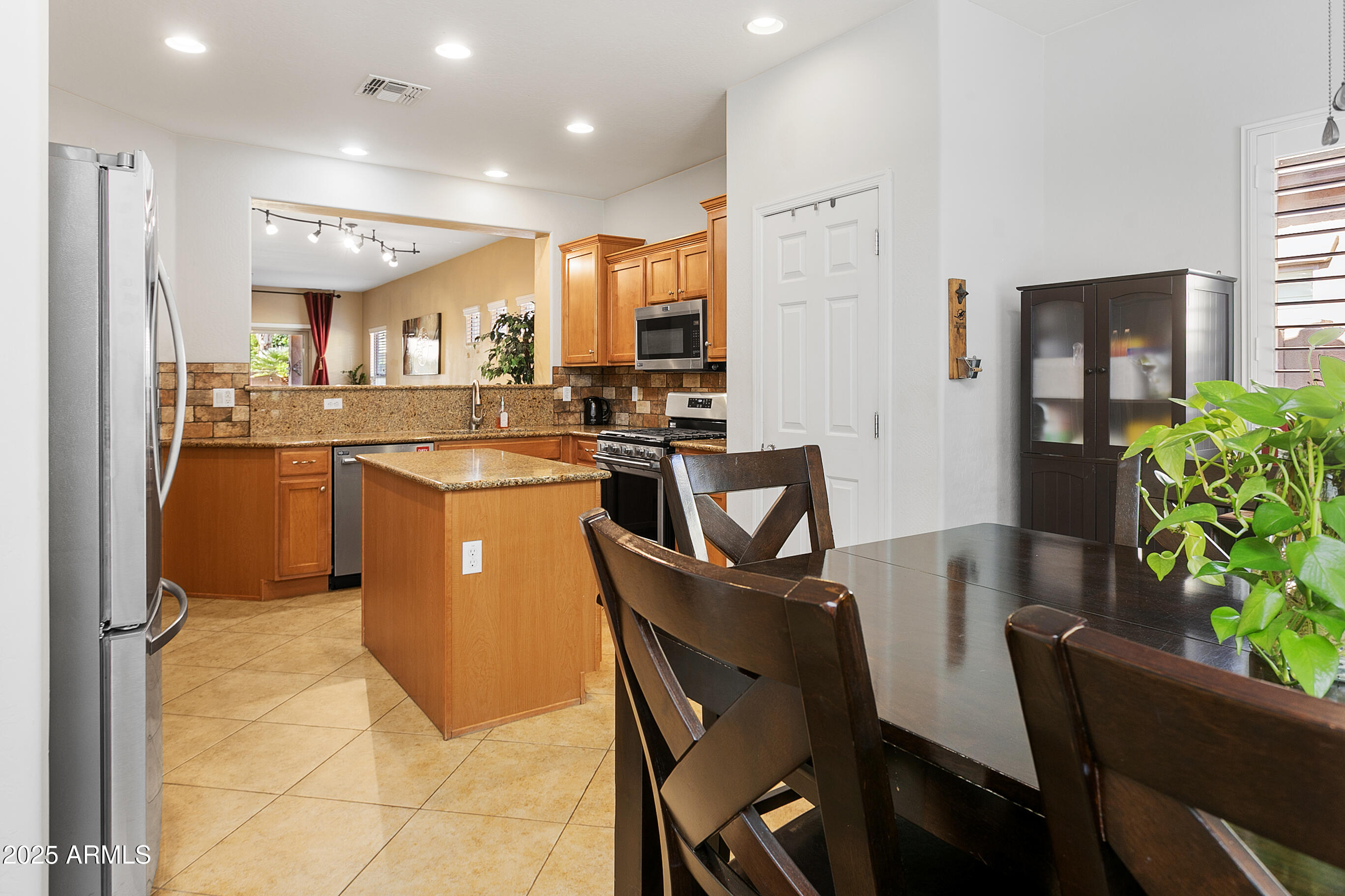 10851 E Sonrisa Avenue