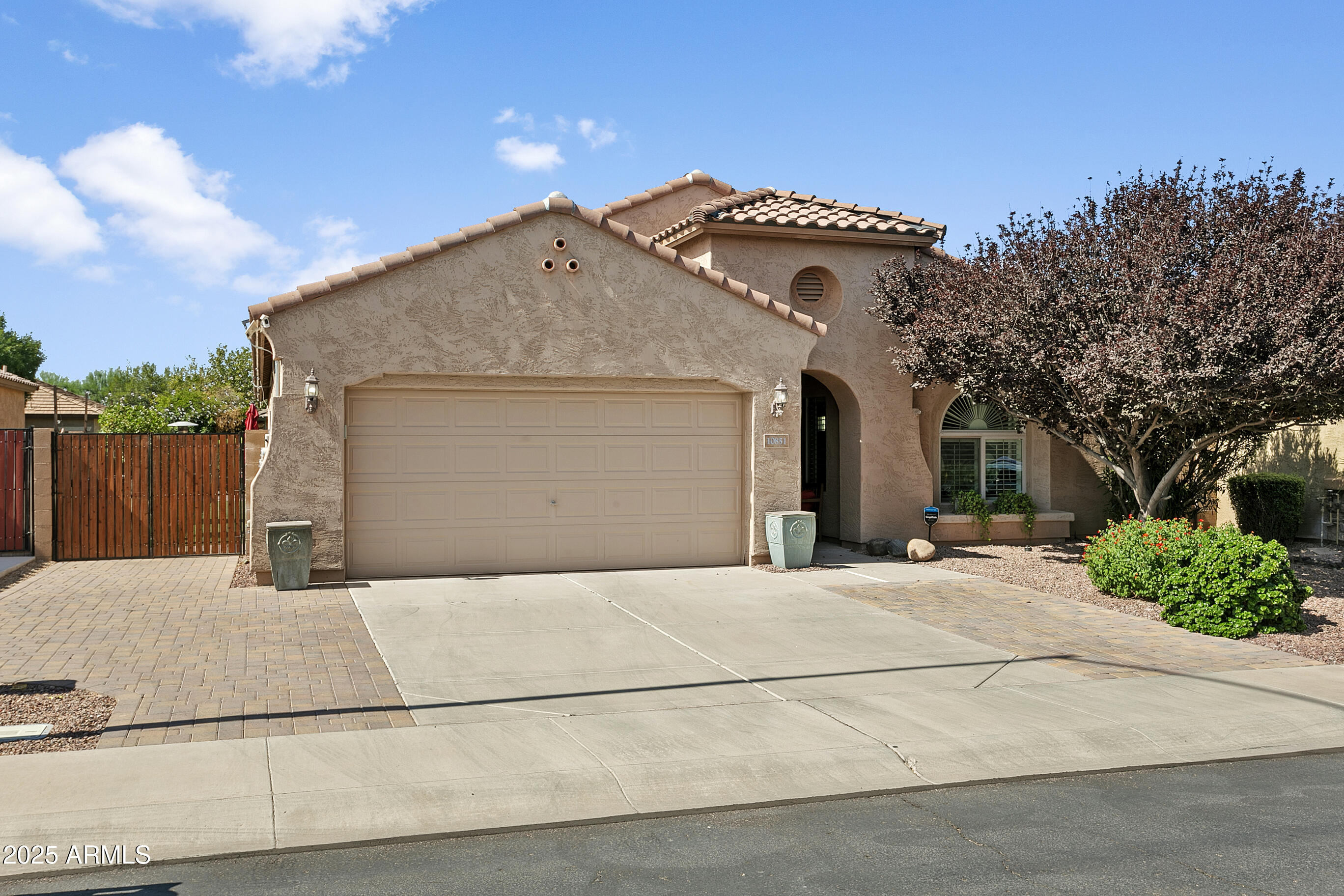 10851 E Sonrisa Avenue