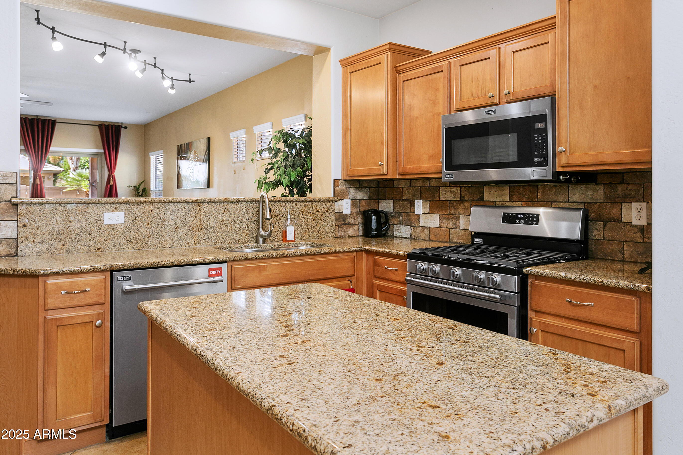 10851 E Sonrisa Avenue