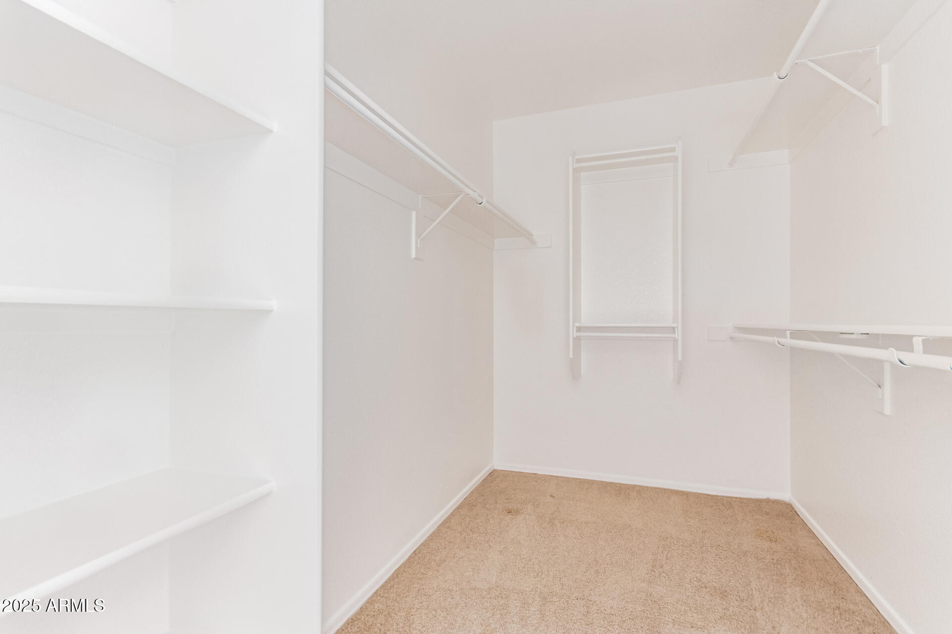 8940 E INDIANA Avenue