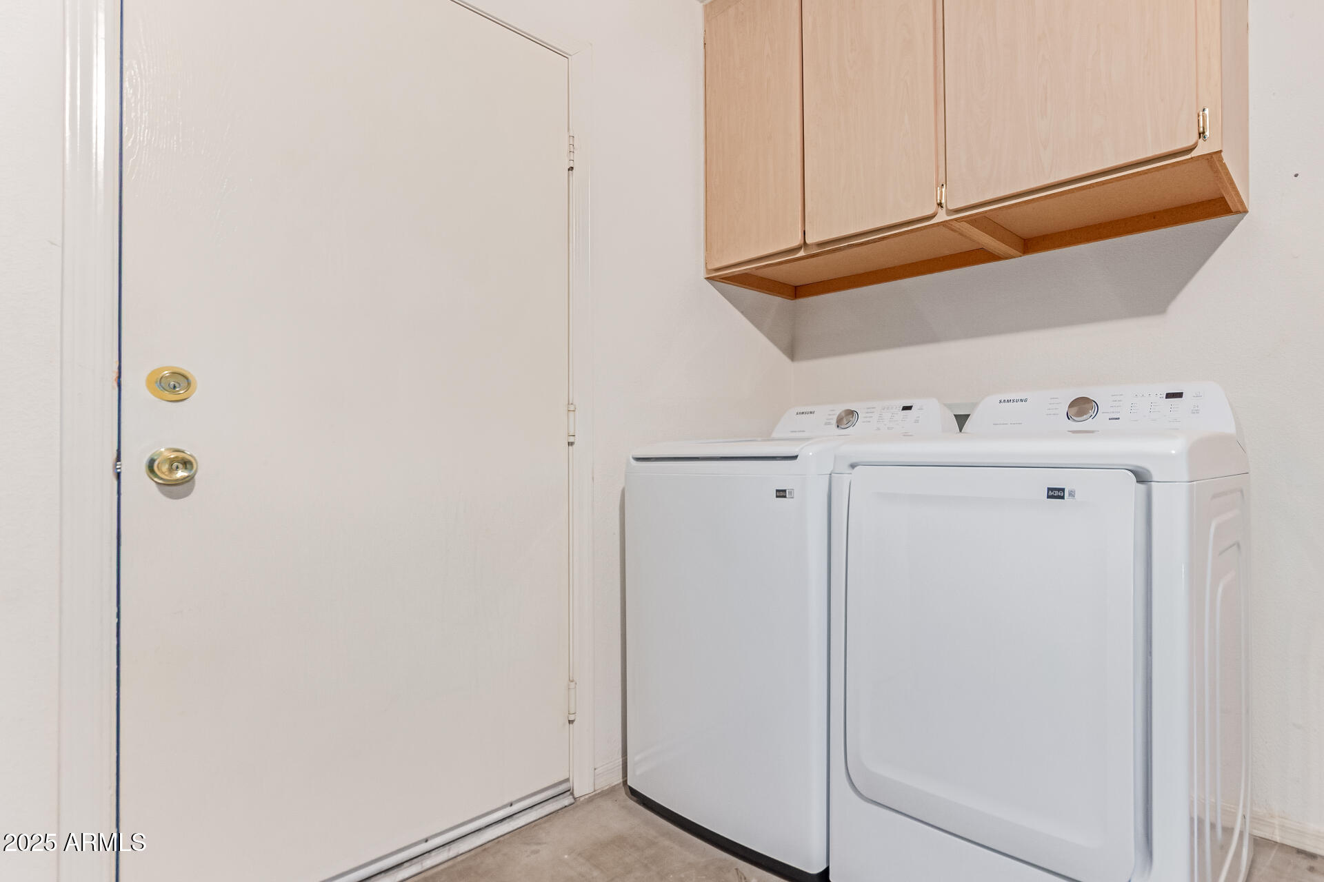 8940 E INDIANA Avenue