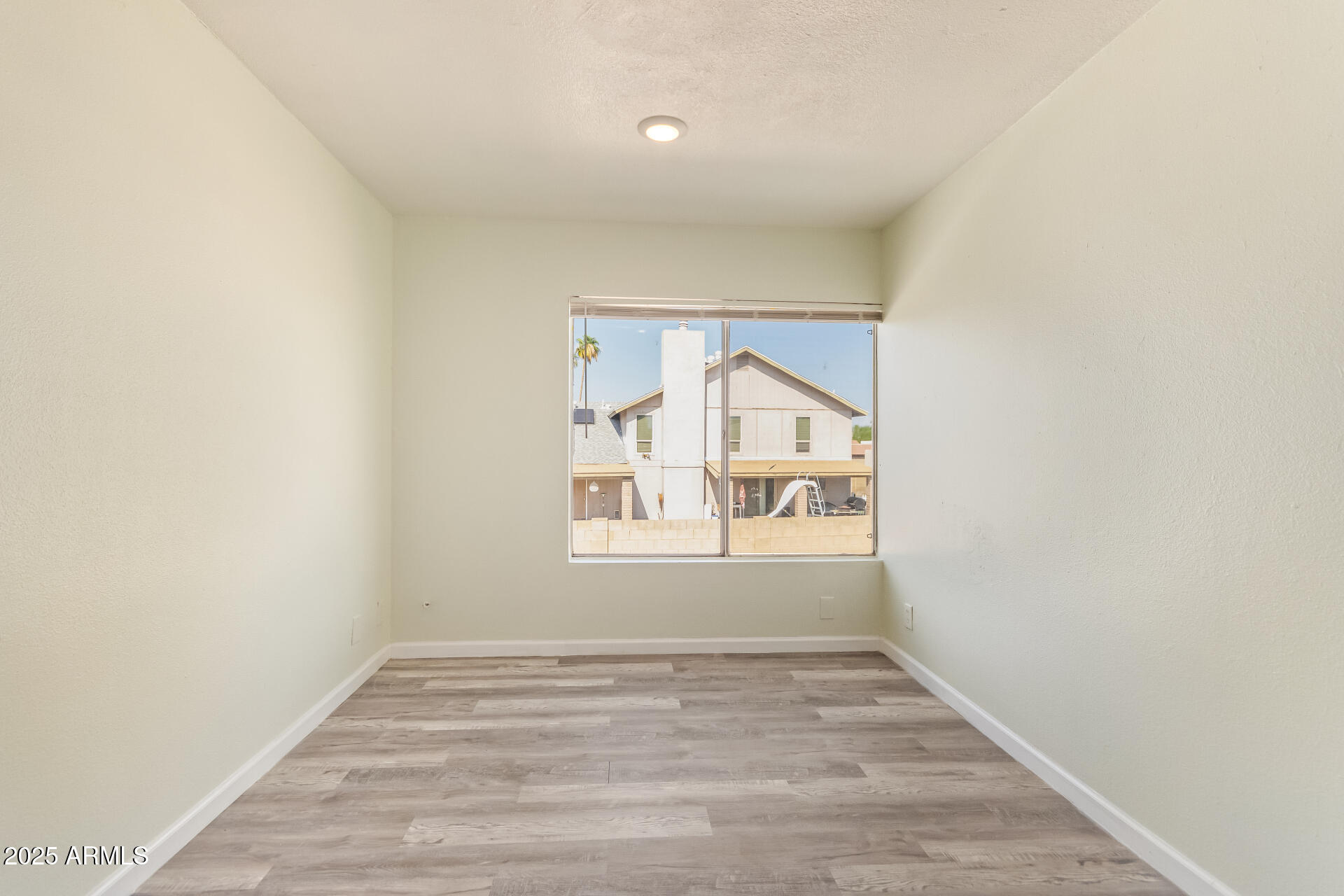 16049 N 25TH Drive